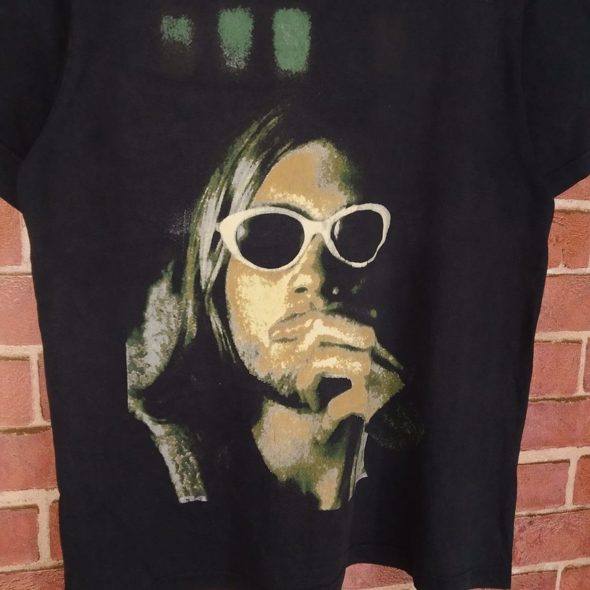 Vintage Vintage Last Days Kurt Cobain Promo Movie T-shirt Size US M / EU 48-50 / 2 - 5 Thumbnail