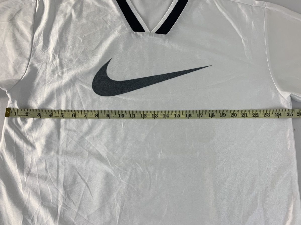 Nike Hype Nike Swoosh Big Logo V Neck Printed Jerseys Tee Size US XL / EU 56 / 4 - 7 Thumbnail