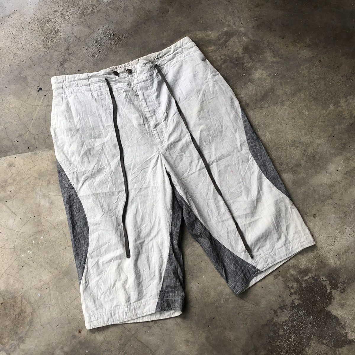 Designer × Japanese Brand × Maison MIHARA YASUHIRO 🔥🇯🇵Miharayasuhiro Denim Fashionist Two Tune Shorts Pants Size US 36 / EU 52 - 1 Thumbnail