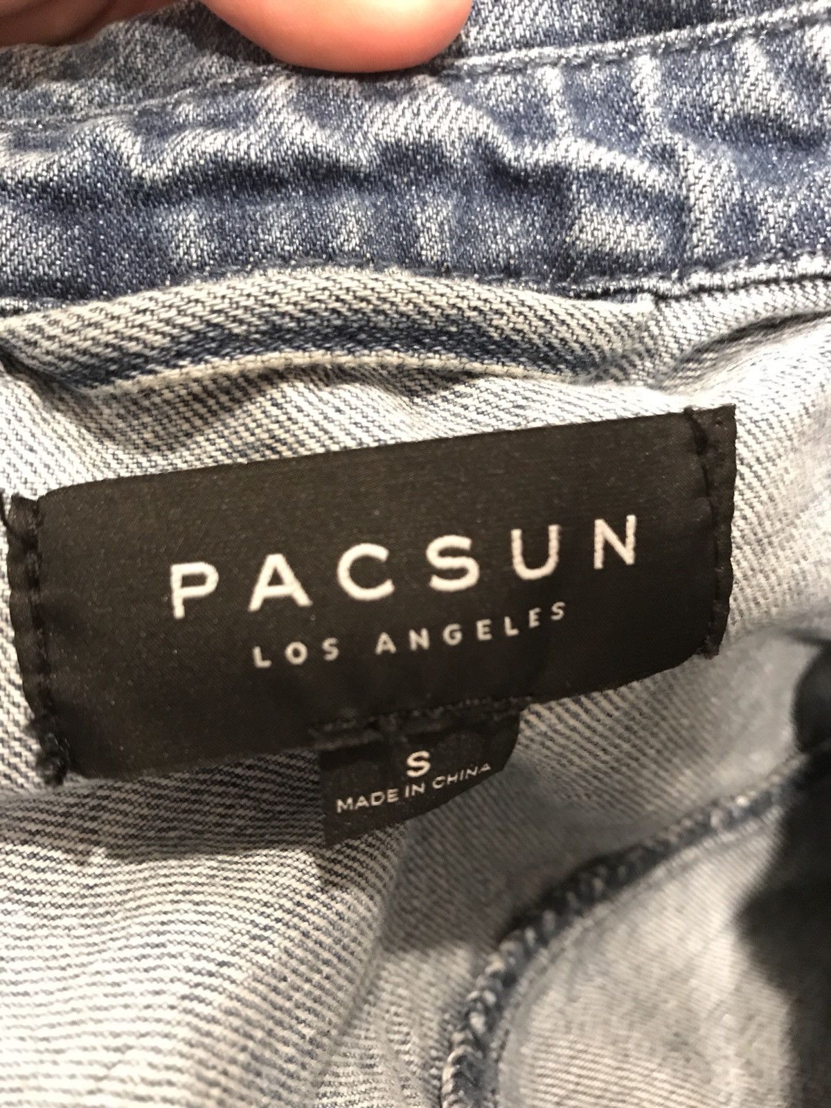 Pacsun Pacsun Distressed Light Wash Denim Jacket Size US S / EU 44-46 / 1 - 3 Thumbnail