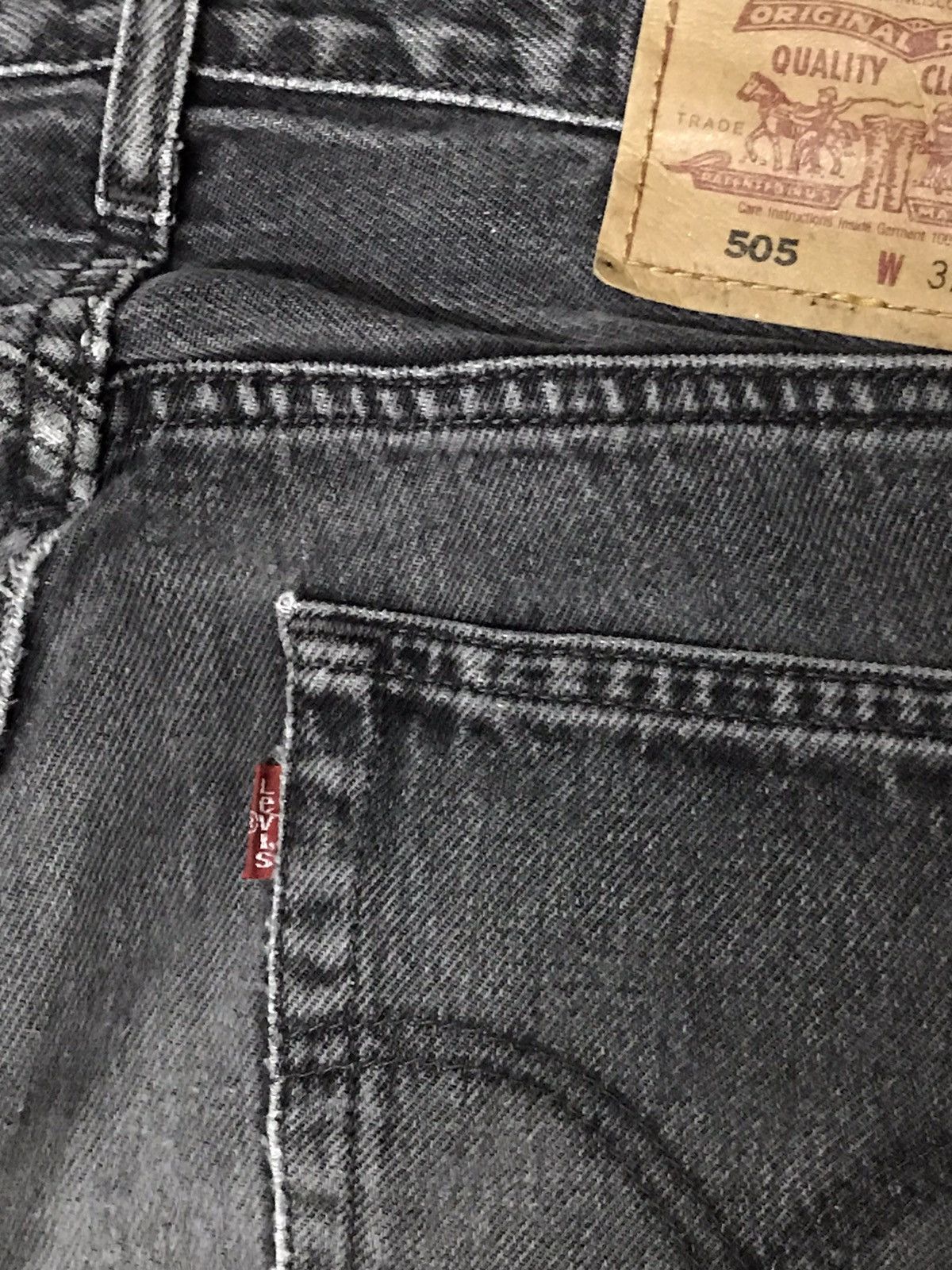Levi's VINTAGE LEVIS 505 BLACK FADED 505-0959 STRAIGHT CUT Size US 31 - 8 Thumbnail