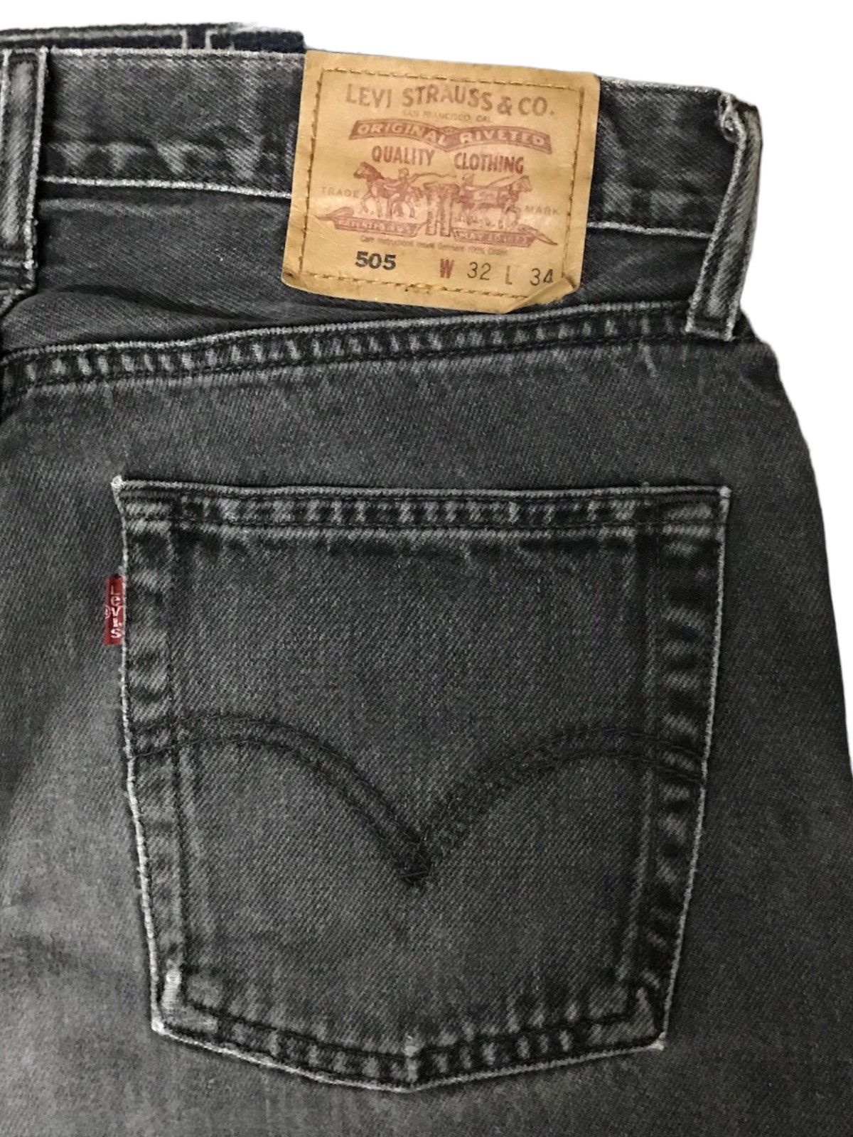 Levi's VINTAGE LEVIS 505 BLACK FADED 505-0959 STRAIGHT CUT Size US 31 - 6 Thumbnail