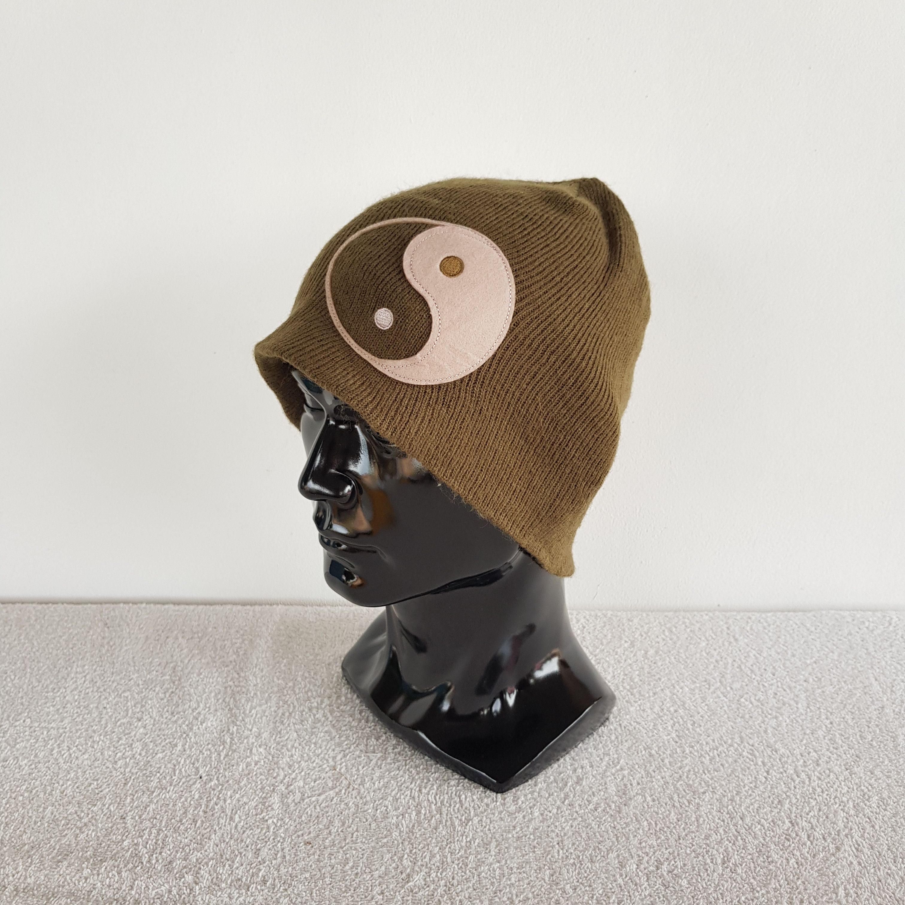 Japanese Brand T&C Surf Beanie Snow Cap Surfwear Hats - AC10712. Size ONE SIZE - 1 Thumbnail