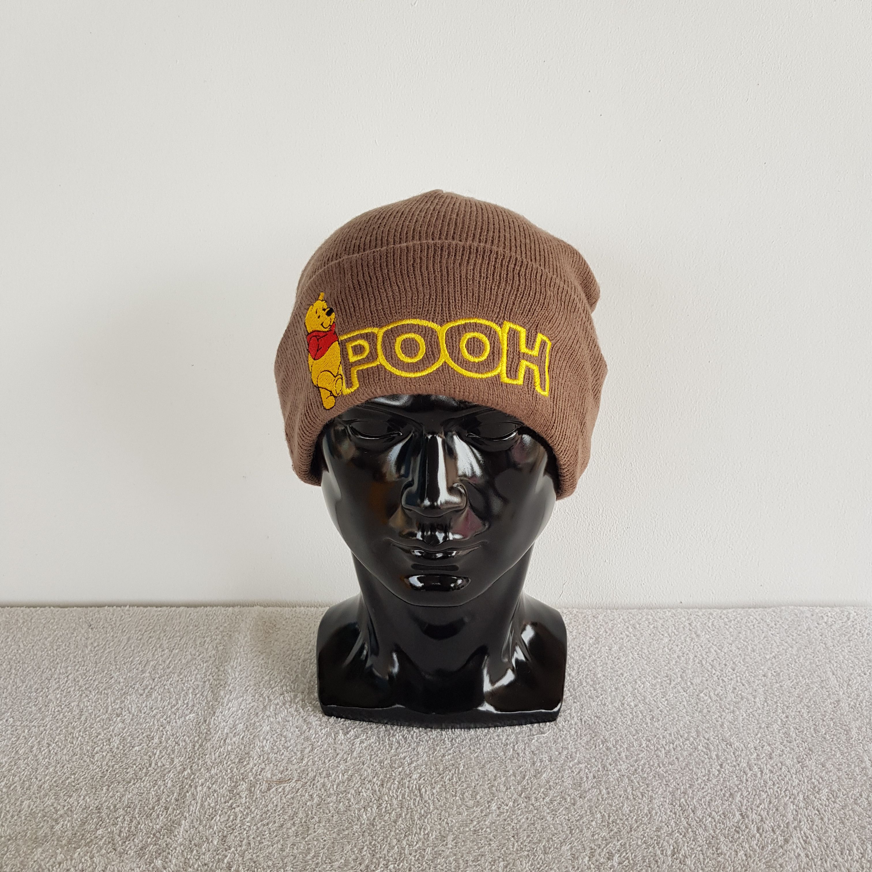 Disney × Vintage Pooh Beanie Cartoon Snow Cap Disney Anime Hats - AC10749. Size ONE SIZE - 1 Thumbnail