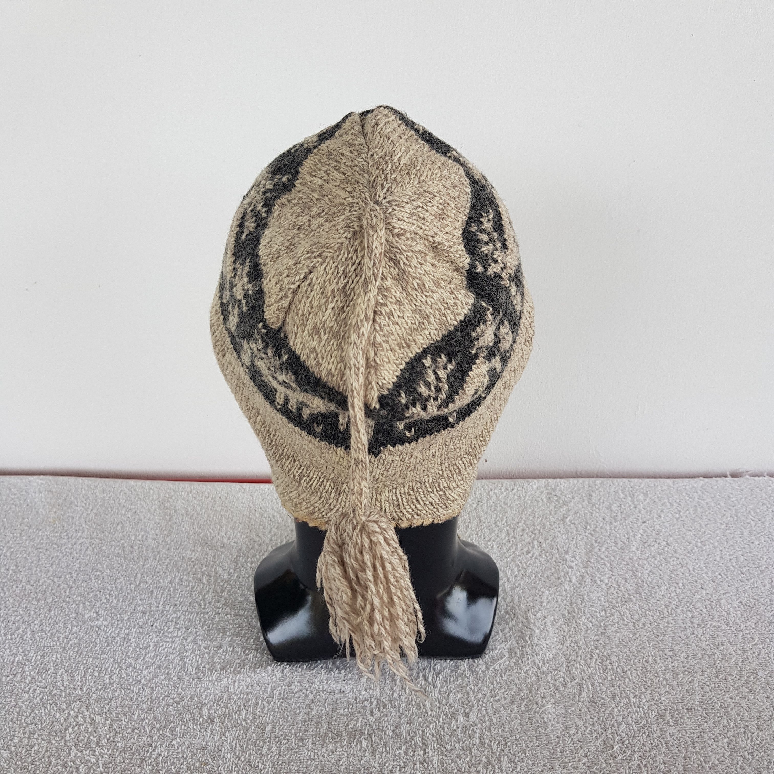 Japanese Brand × Vintage Knitted Earflap Beanie Snow Cap Unknown Japanese Hats Size ONE SIZE - 4 Thumbnail