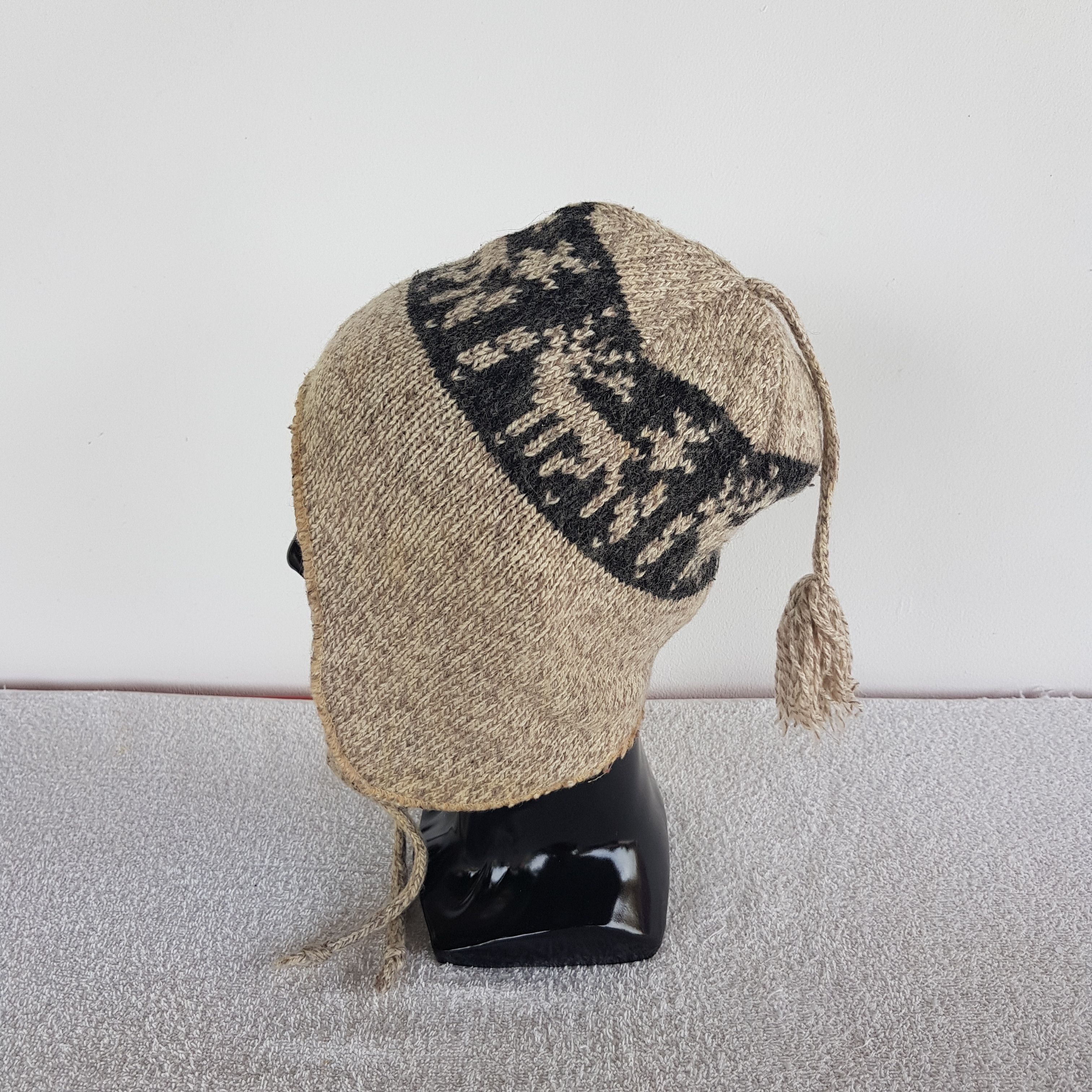 Japanese Brand × Vintage Knitted Earflap Beanie Snow Cap Unknown Japanese Hats Size ONE SIZE - 5 Thumbnail