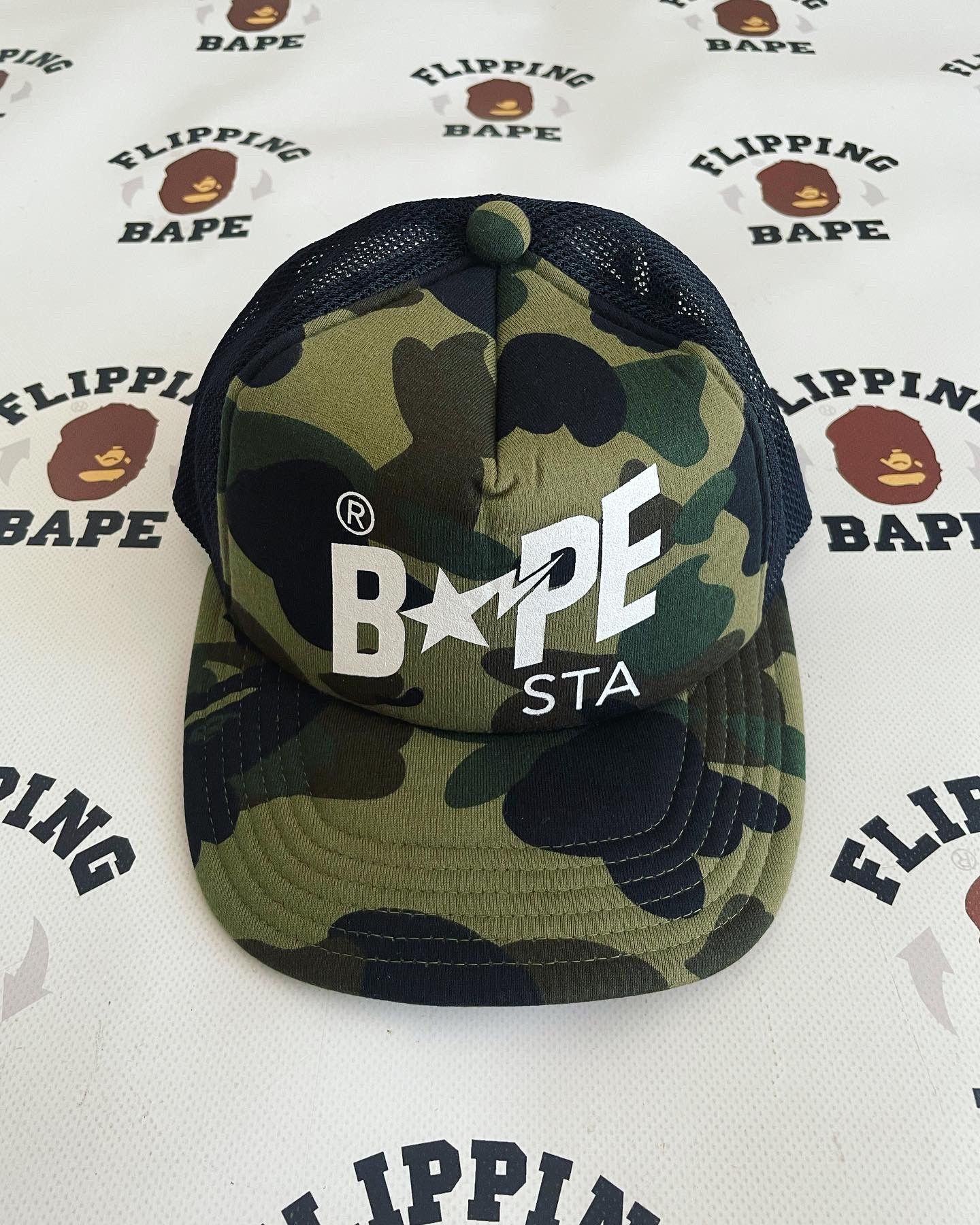 image of Bape 1St Camo Mesh Cap in Green, Men's