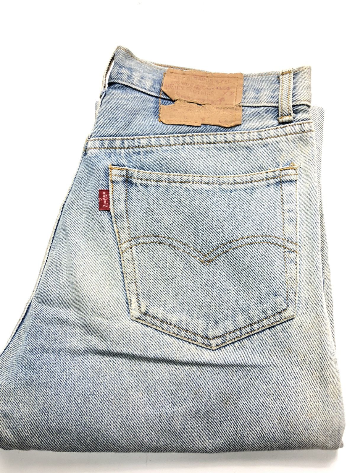 Levi's × Vintage VINTAGE 80s LEVIS BLUE WASH DISTRESSED DENIM Size US 28 / EU 44 - 14 Thumbnail