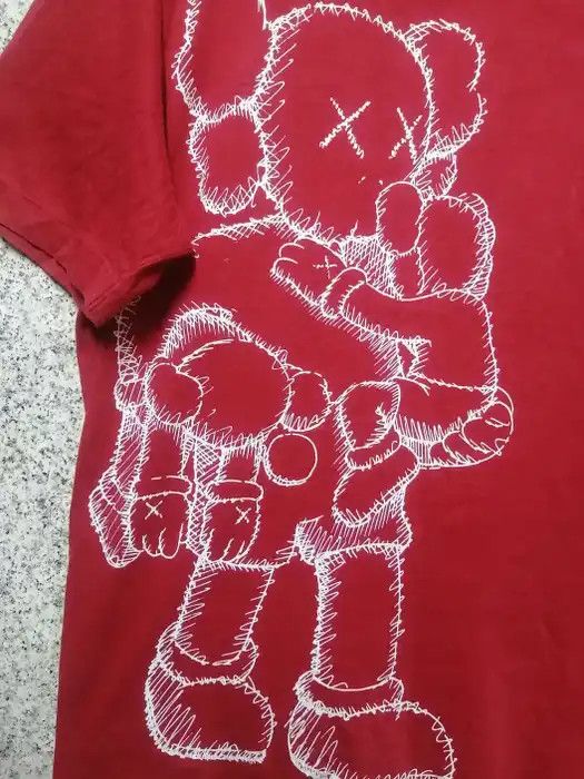 Japanese Brand VINTAGE KAWS VERY RARE Size US XL / EU 56 / 4 - 3 Thumbnail