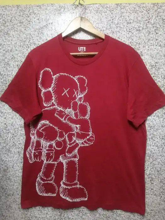 Japanese Brand VINTAGE KAWS VERY RARE Size US XL / EU 56 / 4 - 1 Thumbnail