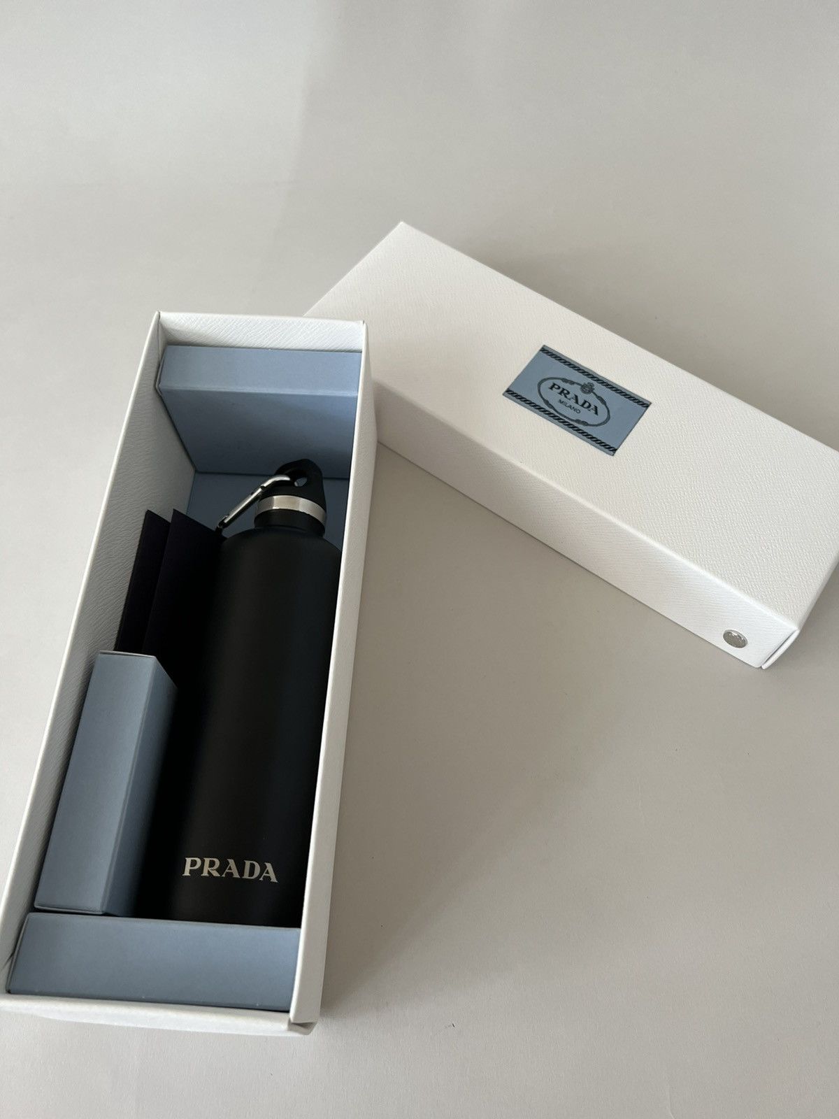 Prada 🎁GIFT🎁 Prada LIMITED EDITION Stainless Still Water Bottle Size ONE SIZE - 4 Thumbnail