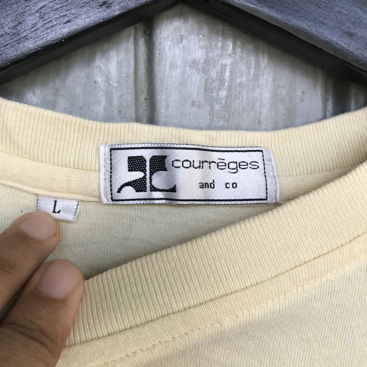 Courreges × Vintage ‼️VINTAGE COURREGES SPELLOUT TEES Size US L / EU 52-54 / 3 - 7 Thumbnail