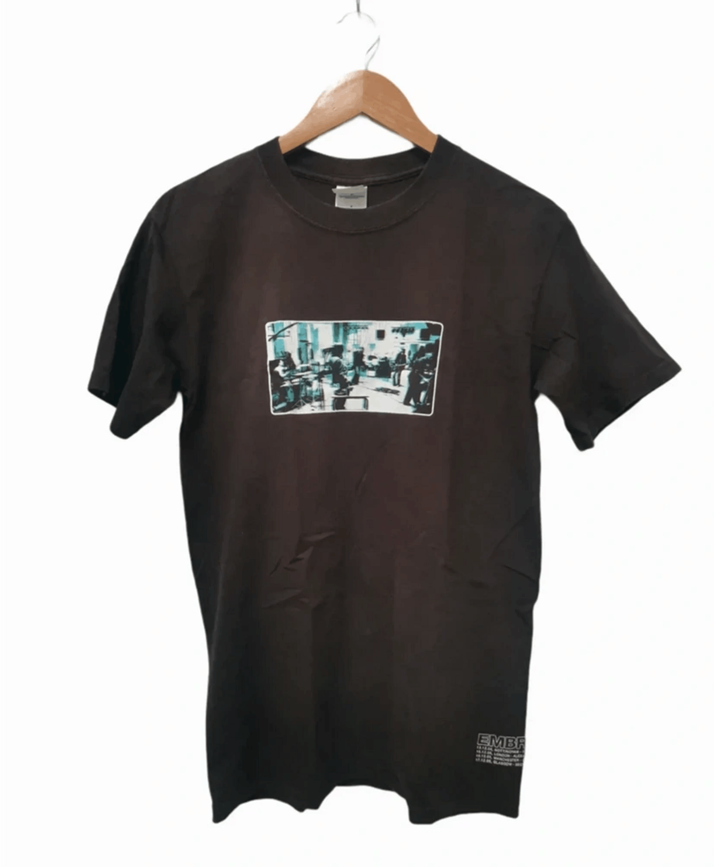 image of Band Tees x Rock Band Vintage Embrace British Rock Tour 2005 Tee Britt Pop Pulp in Brown (Size Smal