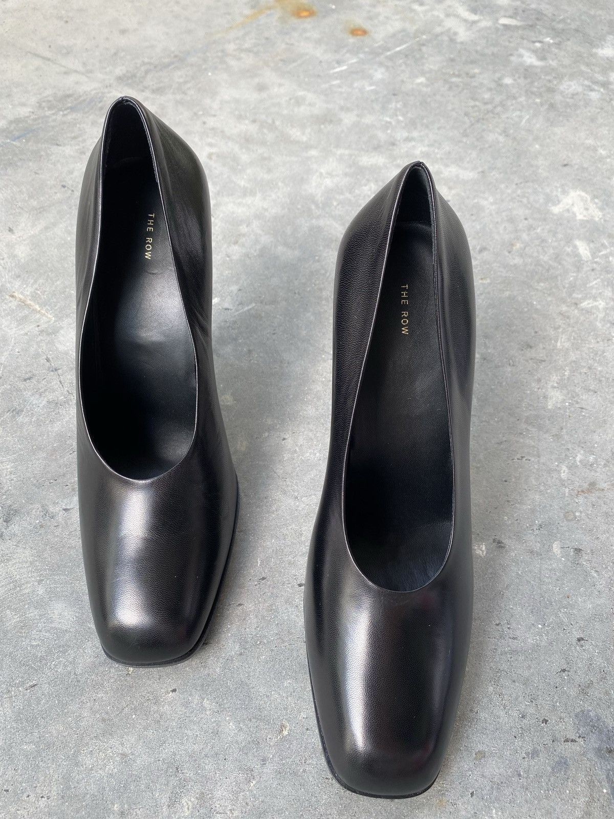 The Row EU 38 The Row Leather Jade Pumps Size US 8 / IT 38 - 1 Thumbnail