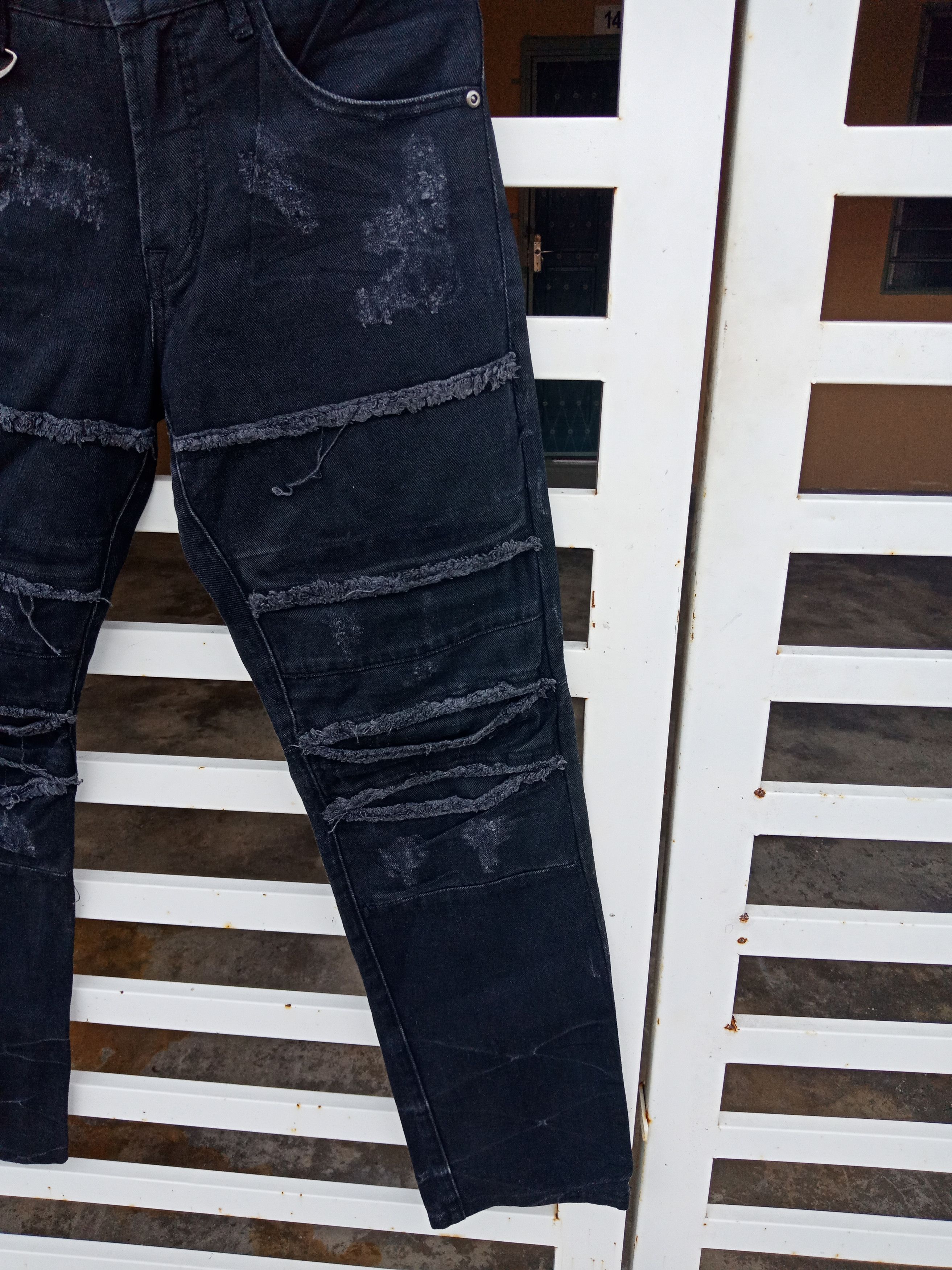 semanticdesign Semantic Design Distressed Design Pants Size US 30 / EU 46 - 7 Thumbnail