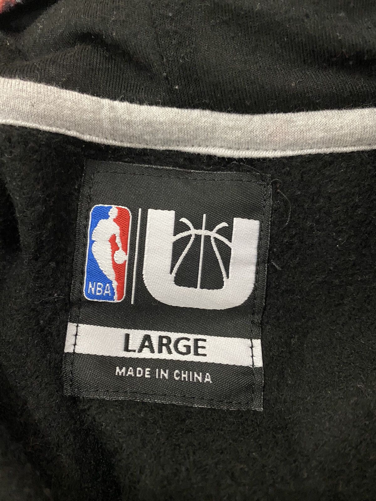 NBA 🔥VINTAGE NBA CHICAGO BULLS HODDIES NICE DESIGN Size US L / EU 52-54 / 3 - 11 Thumbnail