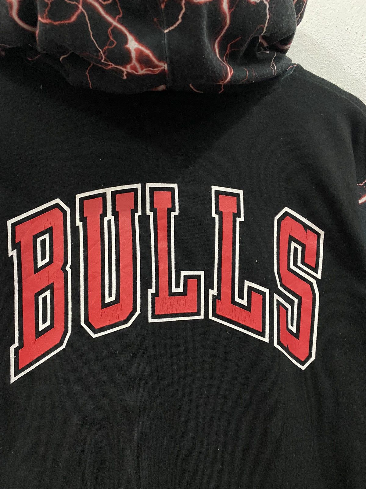 NBA 🔥VINTAGE NBA CHICAGO BULLS HODDIES NICE DESIGN Size US L / EU 52-54 / 3 - 9 Thumbnail