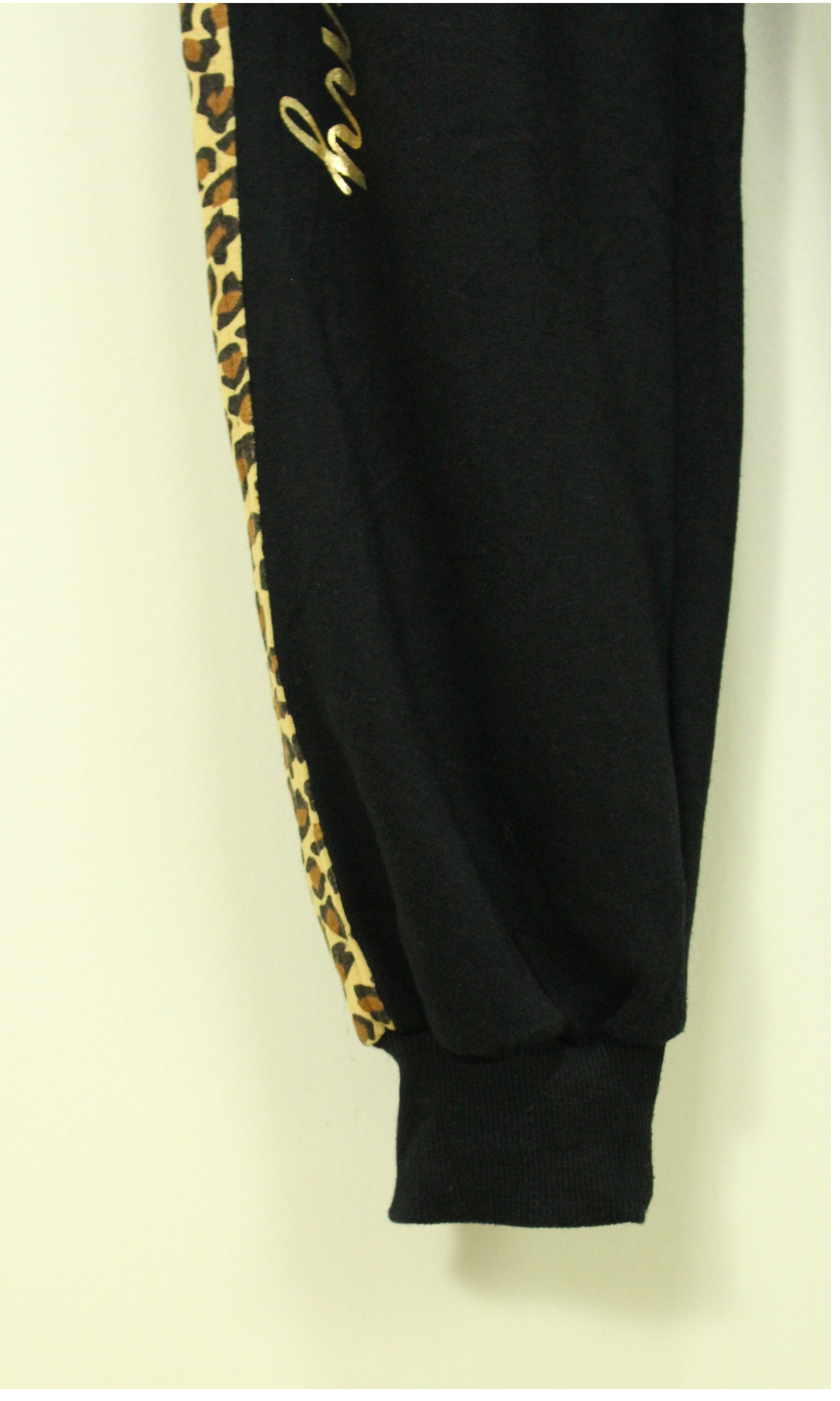 Playboy PLAYBOY Sweatpants Jogger Pants Big Logo Spell Out Print Size US 30 / EU 46 - 5 Thumbnail