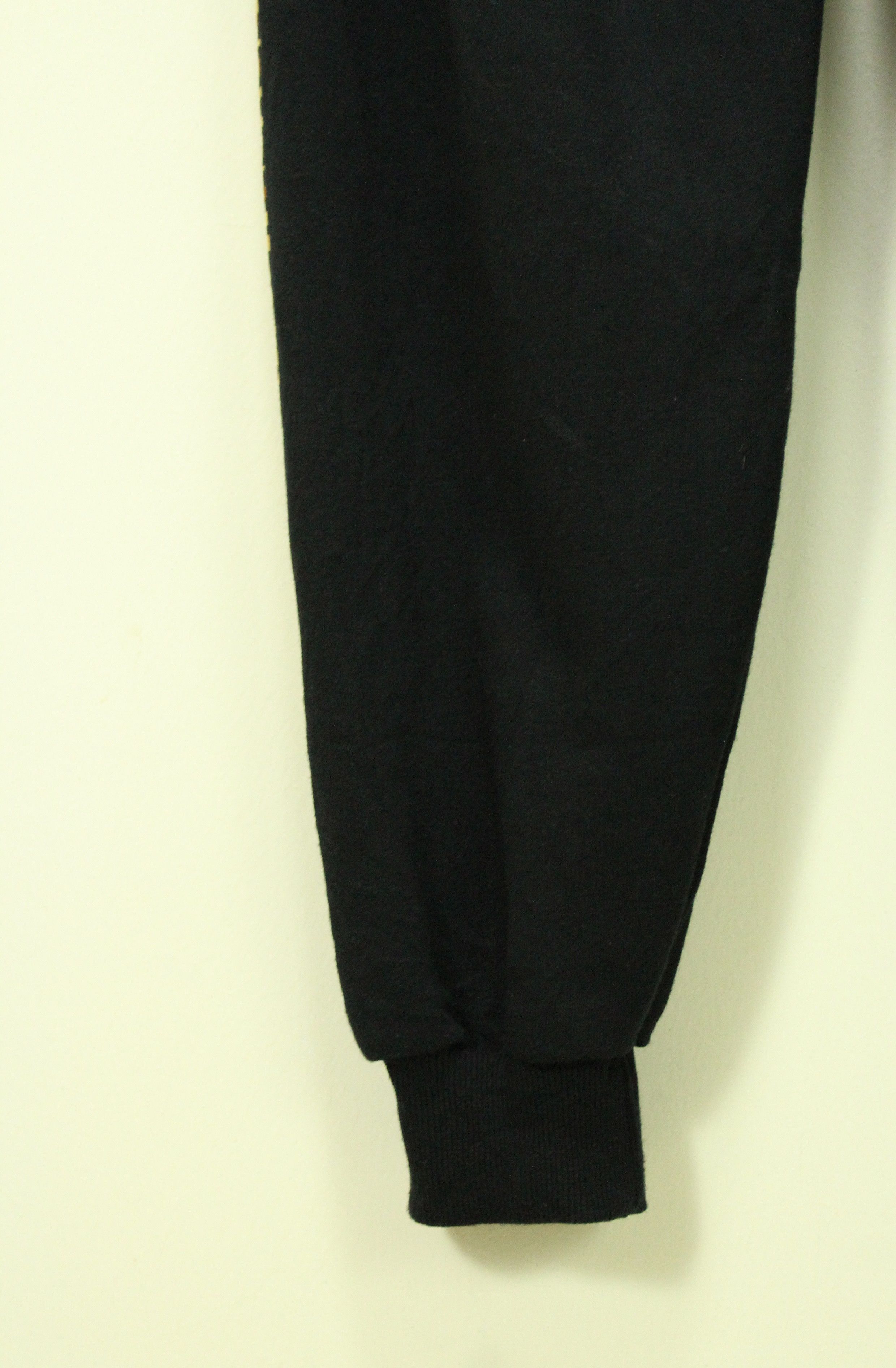 Playboy PLAYBOY Sweatpants Jogger Pants Big Logo Spell Out Print Size US 30 / EU 46 - 9 Thumbnail