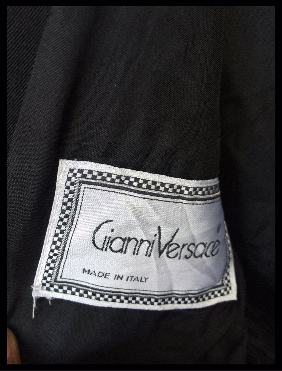 Versace 💥Gianni Versace Balck Cropped Jacket Size M / US 6-8 / IT 42-44 - 8 Thumbnail