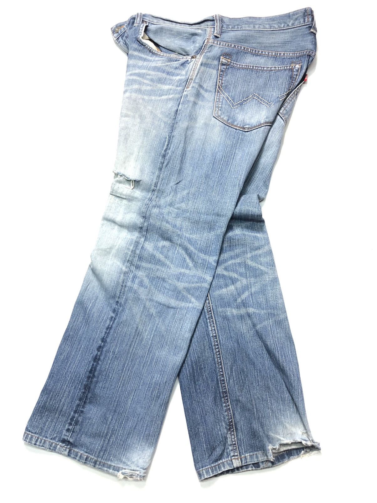 Edwin × Vintage VINTAGE EDWIN LEATHER PATCH DISTRESSED BLUE WASH DENIM Size US 36 / EU 52 - 13 Thumbnail