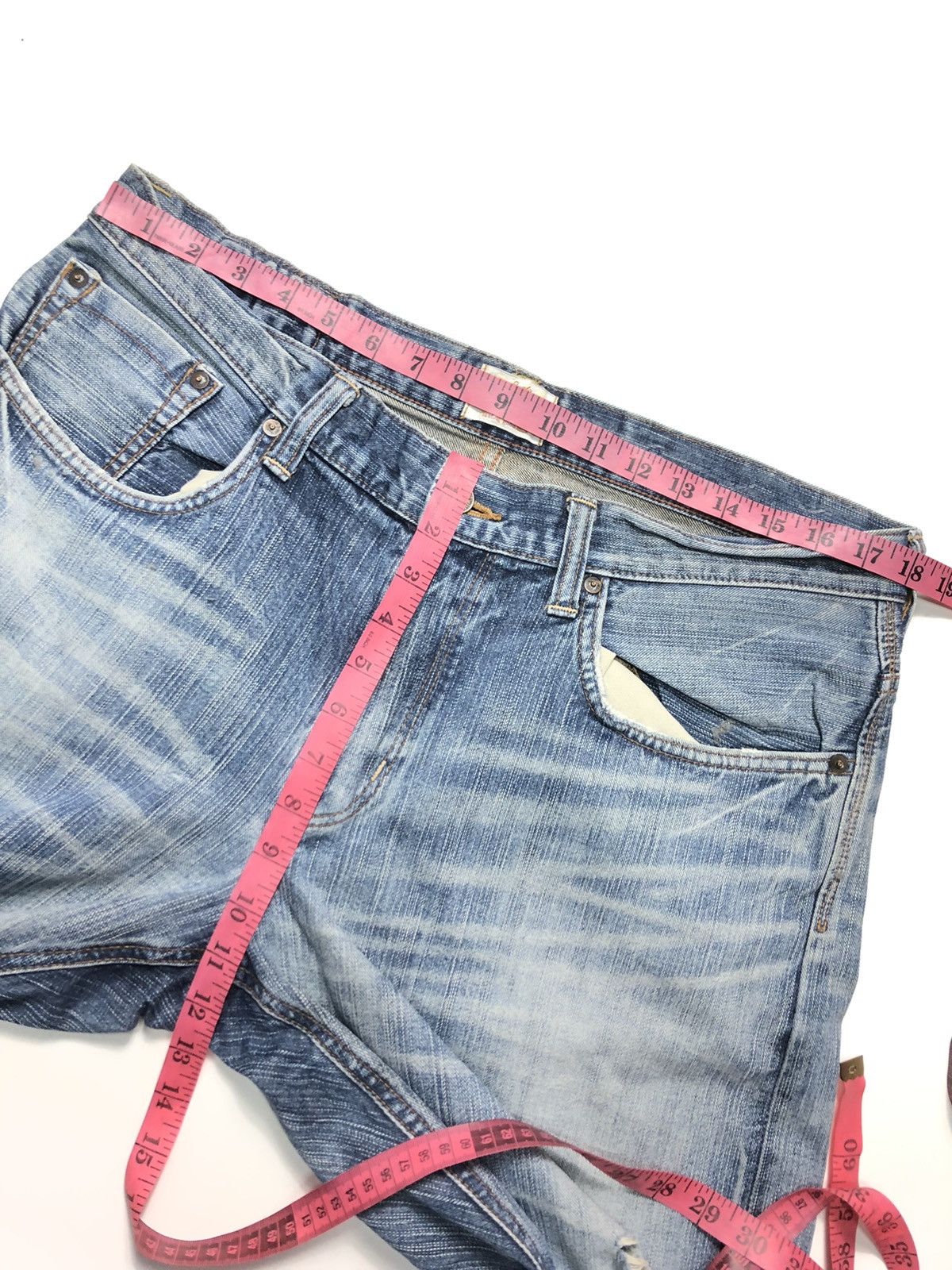 Edwin × Vintage VINTAGE EDWIN LEATHER PATCH DISTRESSED BLUE WASH DENIM Size US 36 / EU 52 - 15 Thumbnail