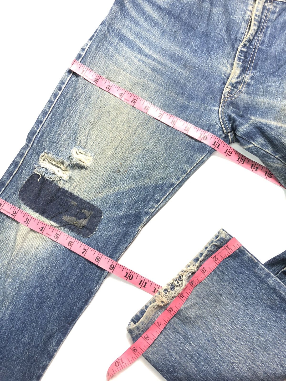 Japanese Brand JAPANESE BRAND DISTRESSED BLUE WASH DENIM Size US 33 - 13 Thumbnail