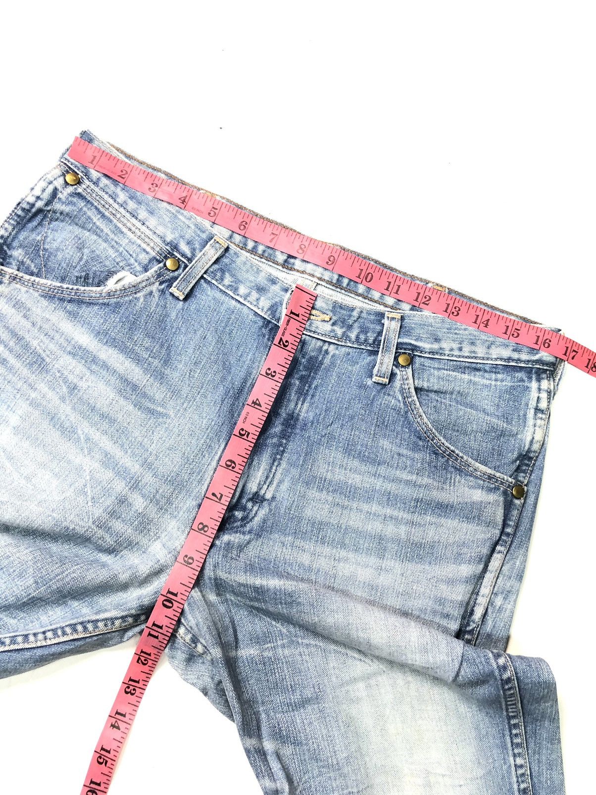 Edwin × Vintage VINTAGE EDWIN BLUE WASH DISSTRESSED DENIM Size US 32 / EU 48 - 14 Thumbnail