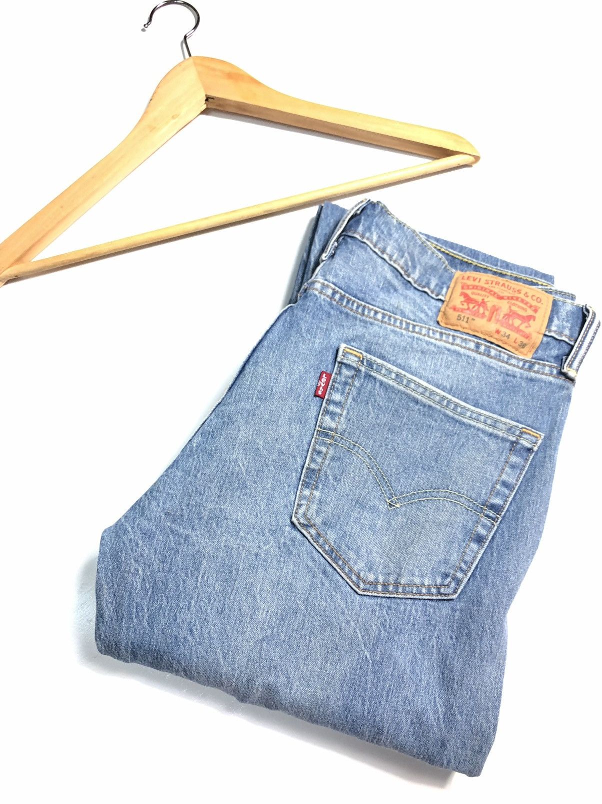 Levi's × Vintage VINTAGE LEVIS 511 BLUE WASH DISTRESSED DENIM Size US 33 - 1 Thumbnail