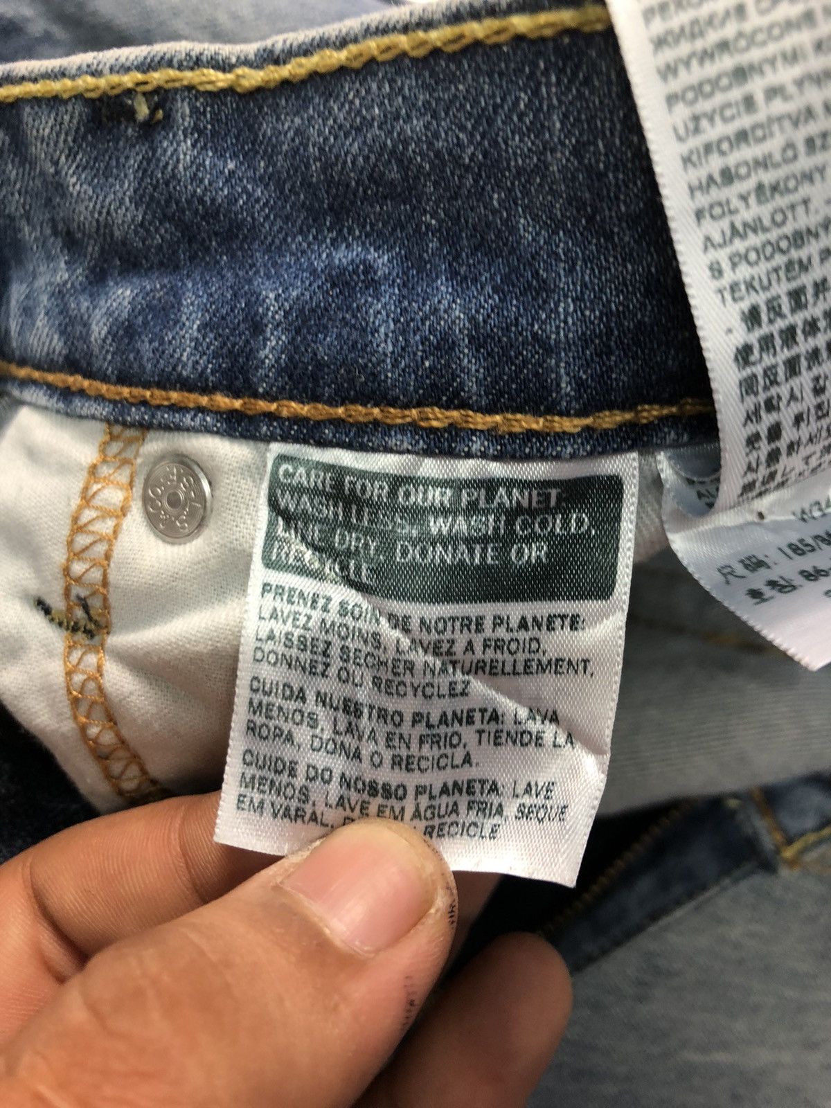 Levi's × Vintage VINTAGE LEVIS 511 BLUE WASH DISTRESSED DENIM Size US 33 - 8 Thumbnail