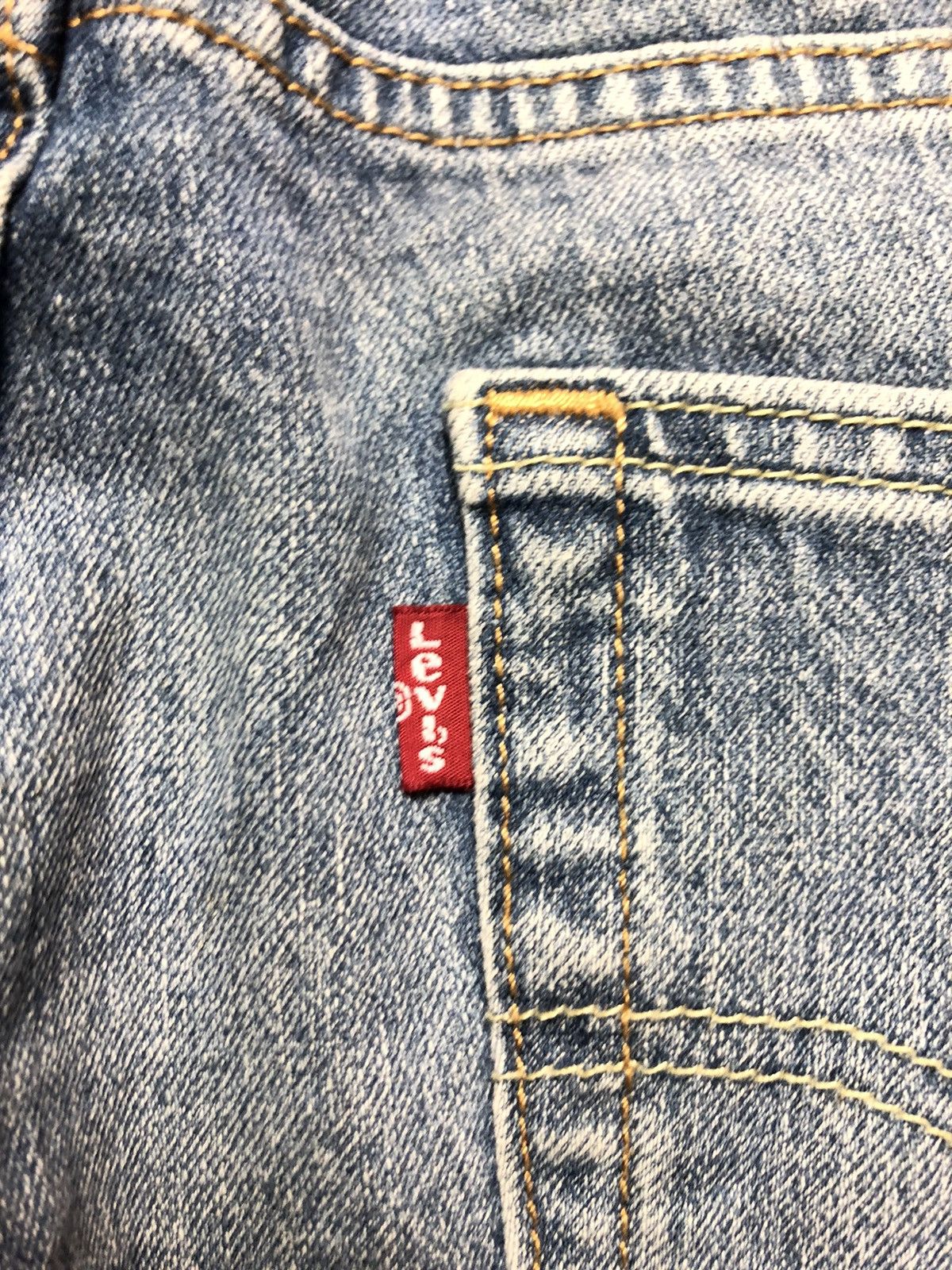 Levi's × Vintage VINTAGE LEVIS 511 BLUE WASH DISTRESSED DENIM Size US 33 - 13 Thumbnail