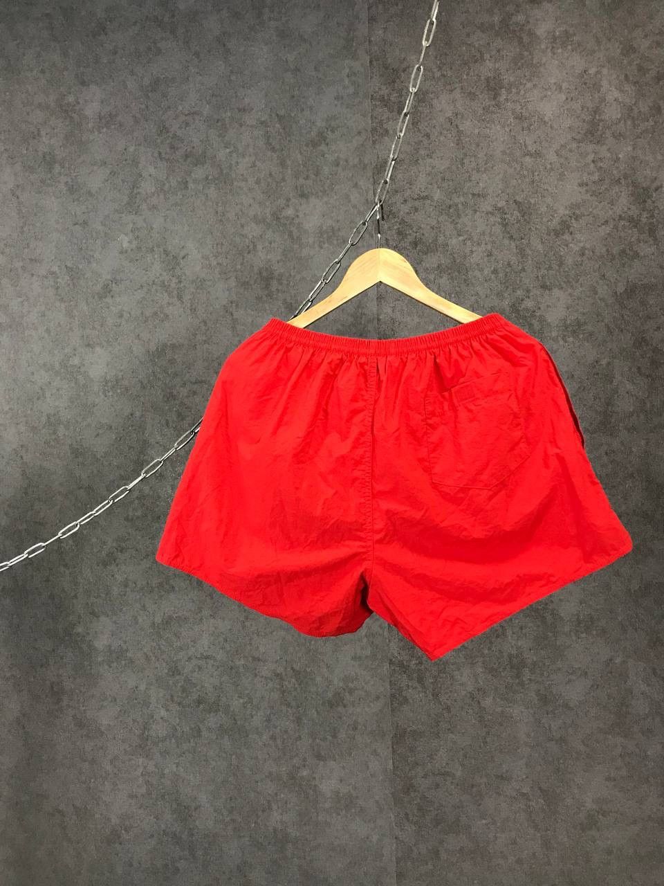 Nike Nike swoosh streetwear vintage nylon shorts Size US 34 / EU 50 - 5 Thumbnail