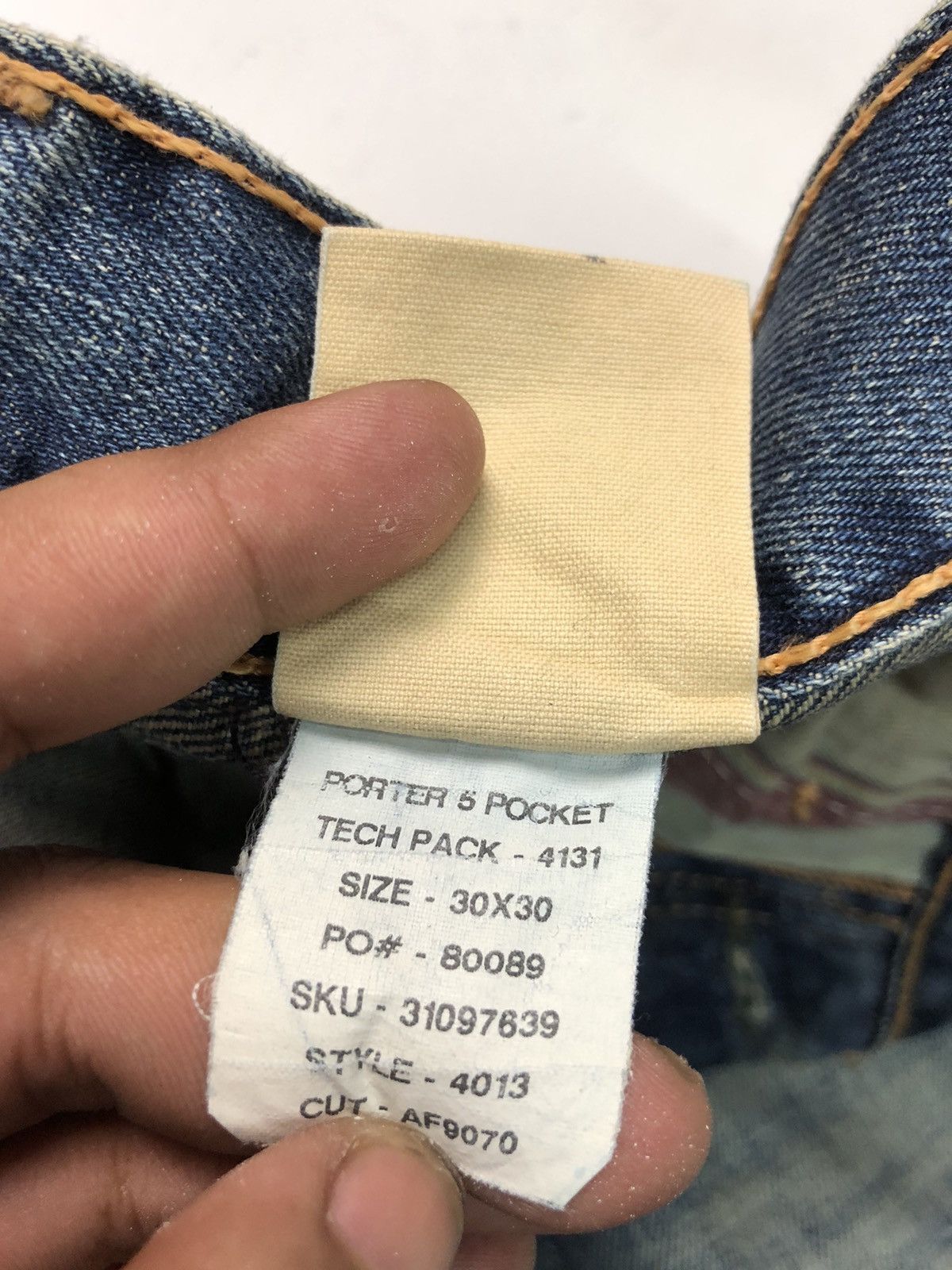 Abercrombie & Fitch × Vintage VINTAGE A&F BLUE WASH DISSTRESSED DENIM Size US 30 / EU 46 - 10 Thumbnail
