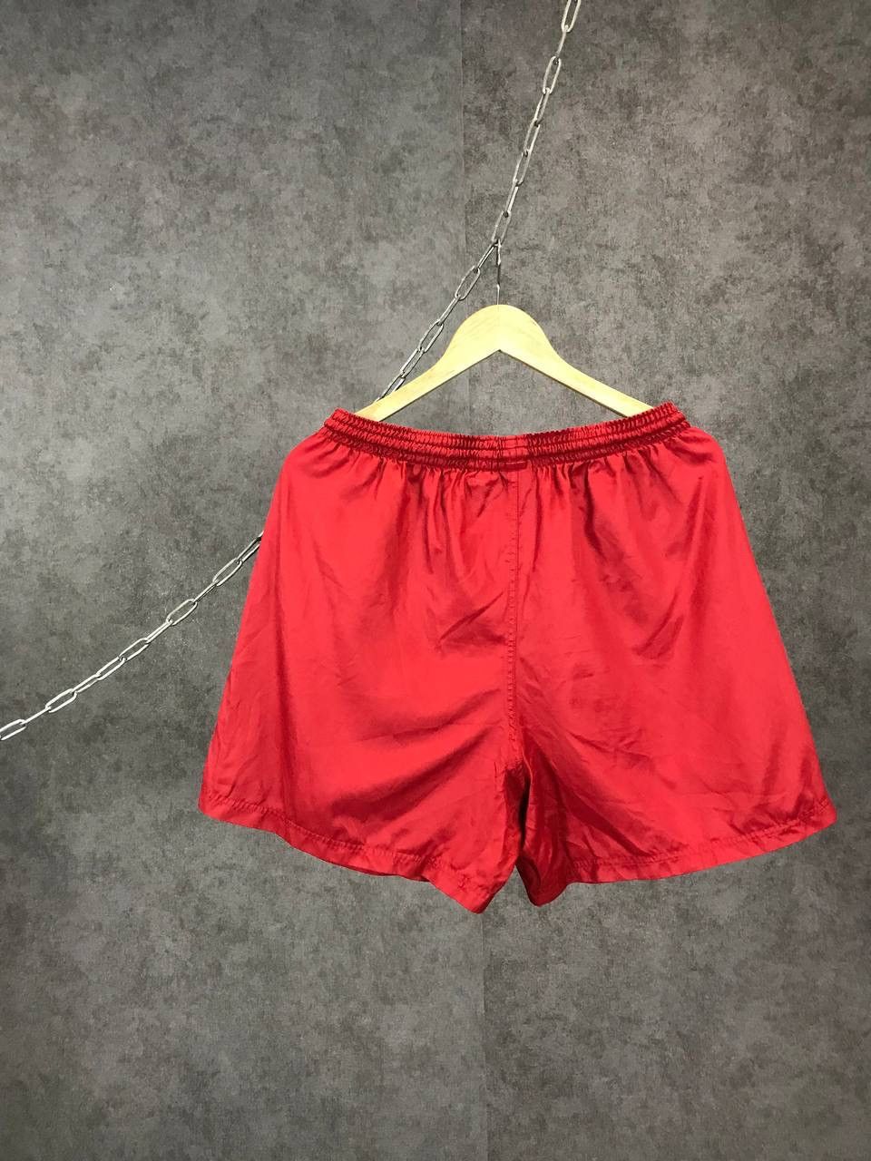 Nike Nike swoosh streetwear sportwear vintage nylon shorts Size US 34 / EU 50 - 6 Thumbnail