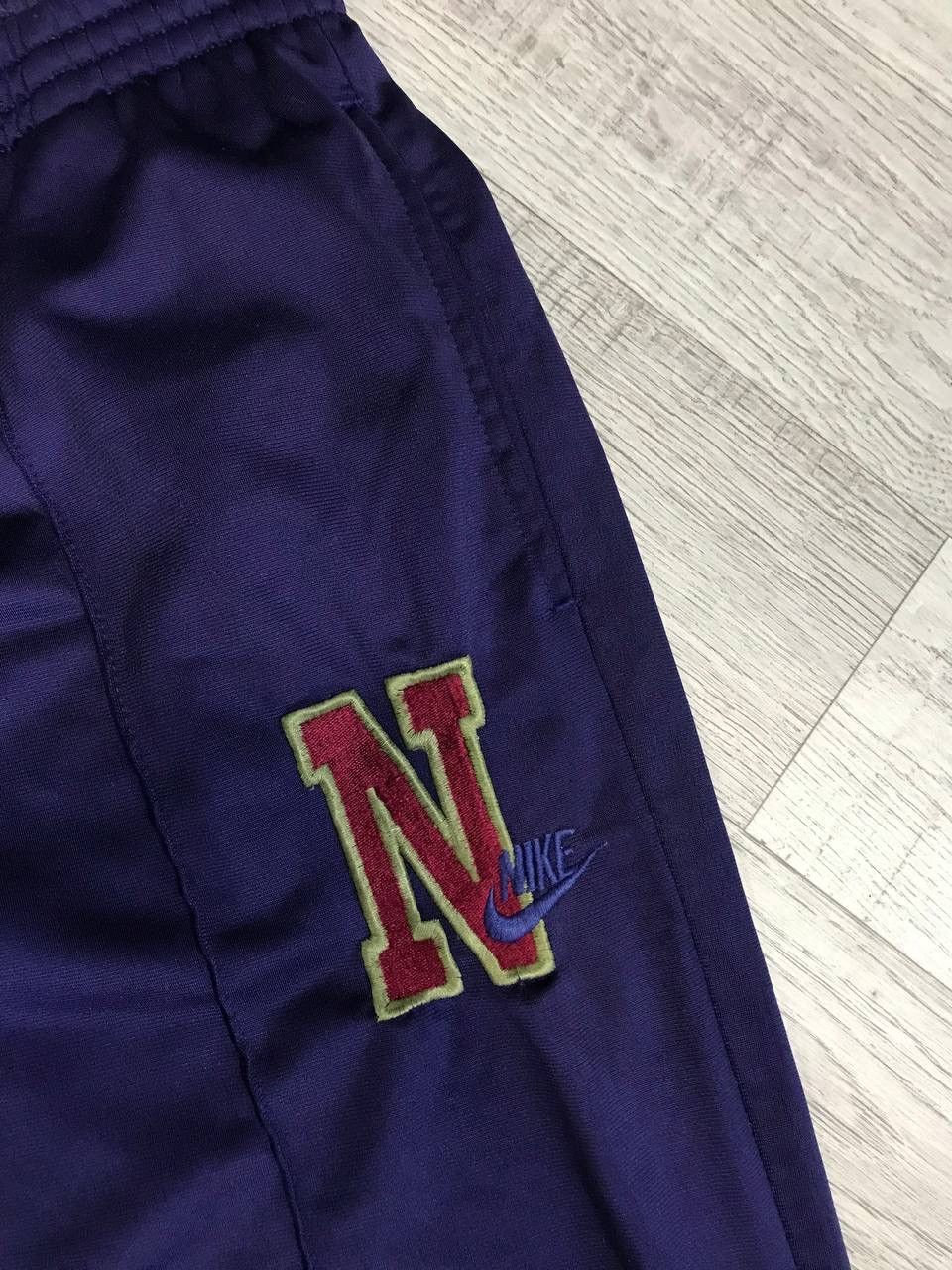Nike Nike swoosh streetwear vintage sweatpants Size US 32 / EU 48 - 3 Thumbnail