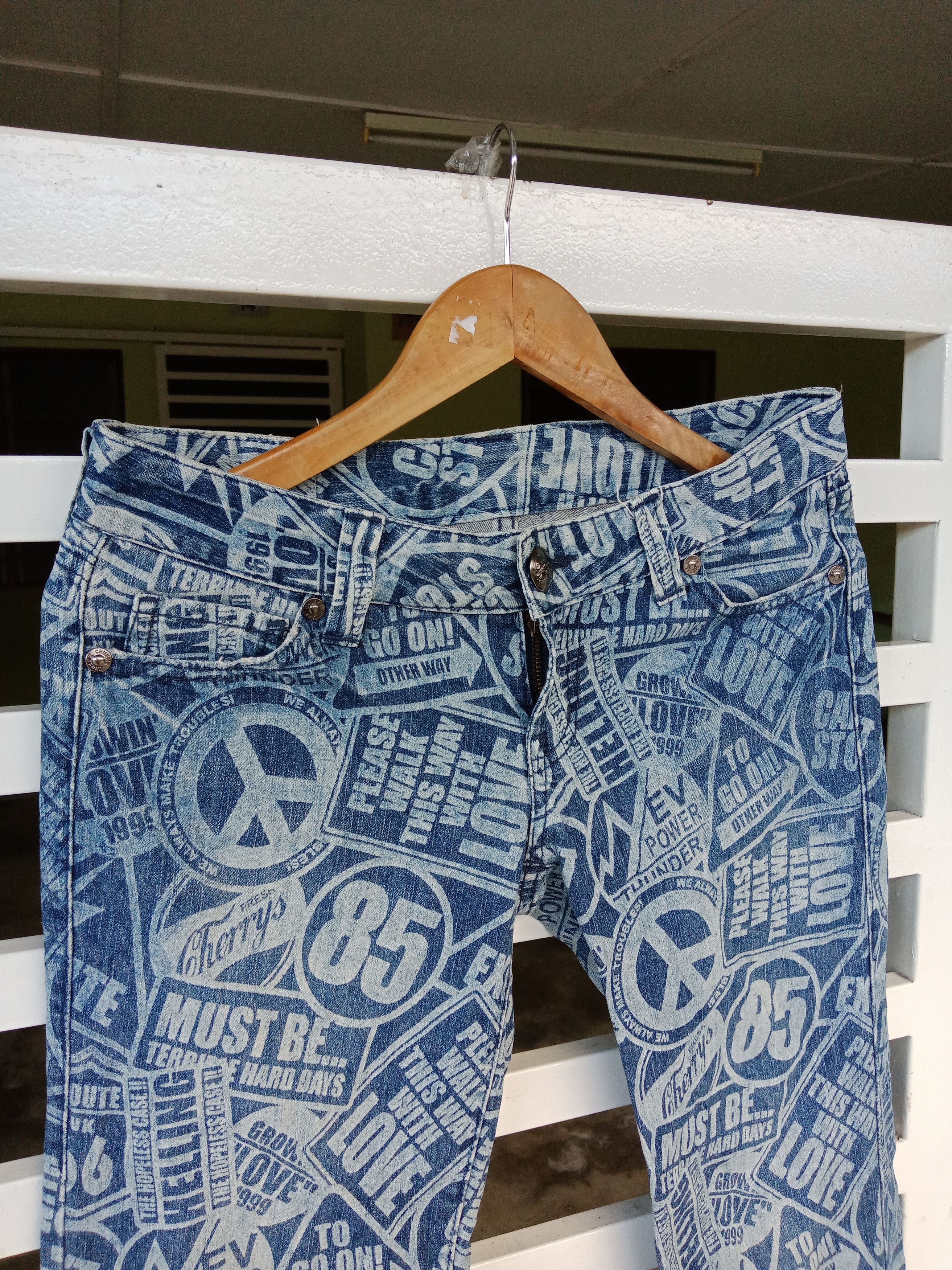 semanticdesign Chuxxx Denim Poems Words Print Over Straight Pants Size US 31 - 6 Thumbnail