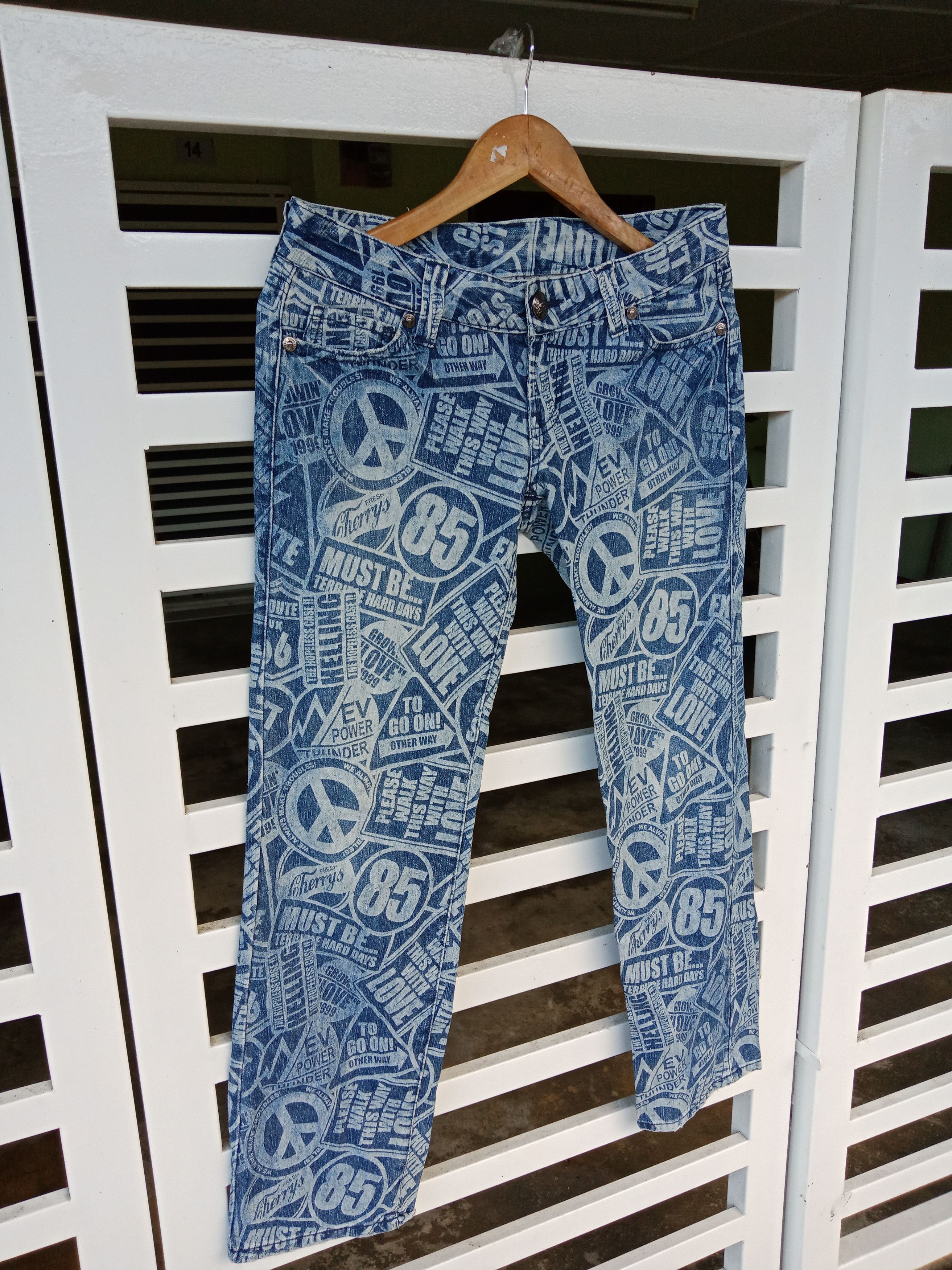 semanticdesign Chuxxx Denim Poems Words Print Over Straight Pants Size US 31 - 4 Thumbnail