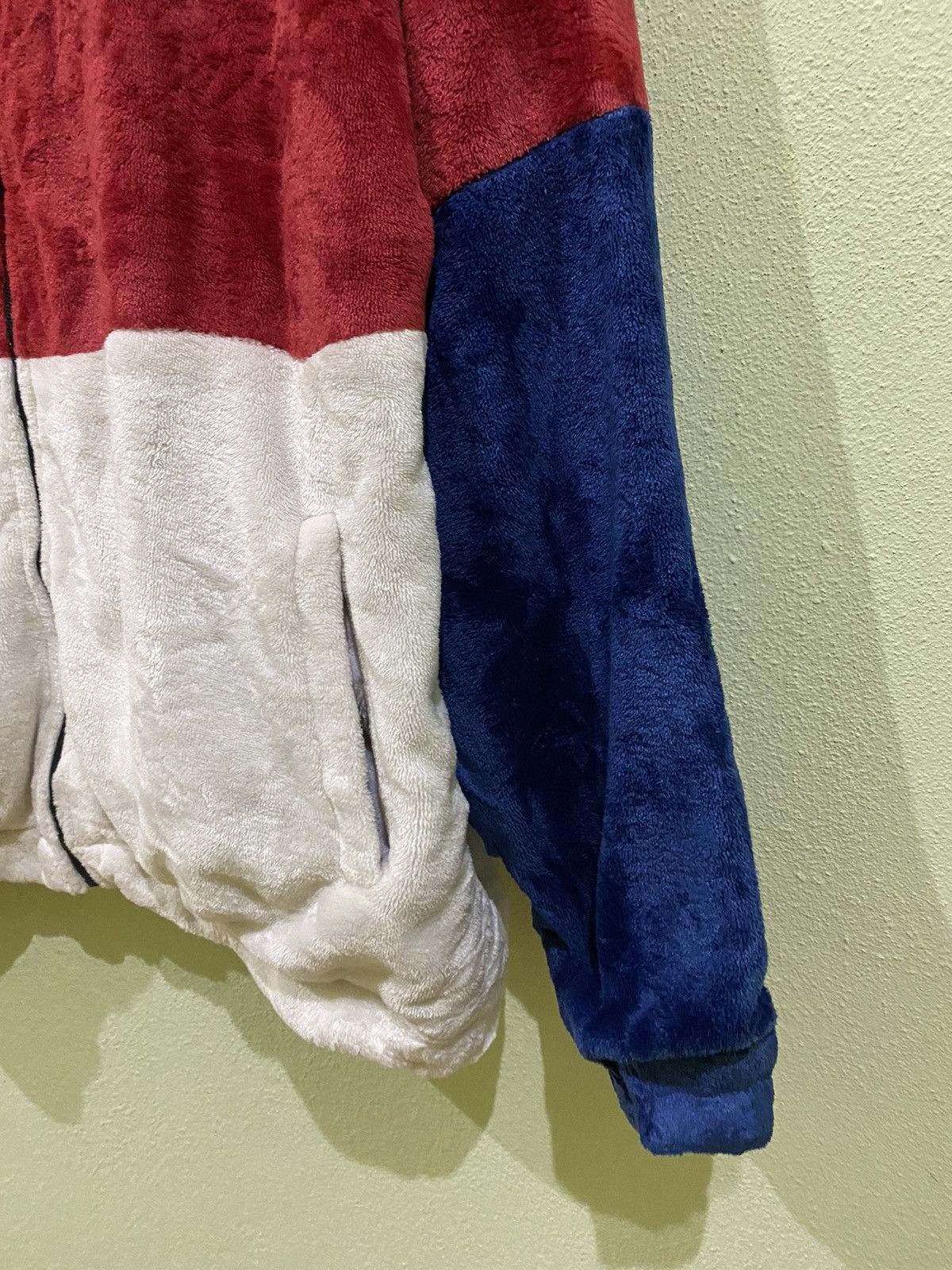 Vision Streetwear VISION STREETWEAR FLEECE SWEATER FRANCE FLAG DESIGN Size US L / EU 52-54 / 3 - 7 Thumbnail