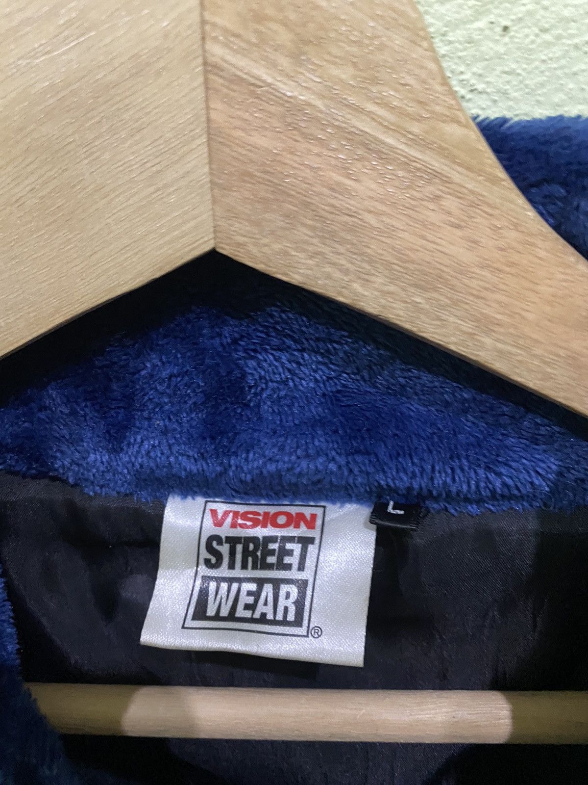 Vision Streetwear VISION STREETWEAR FLEECE SWEATER FRANCE FLAG DESIGN Size US L / EU 52-54 / 3 - 13 Thumbnail