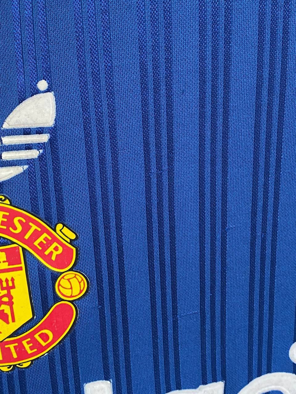 Vintage Manchester United 1986/1988 Away Football Shirt Mens Size US L / EU 52-54 / 3 - 6 Thumbnail