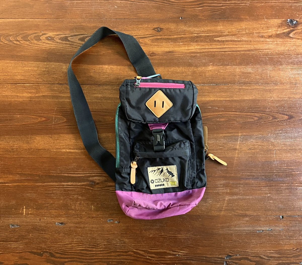 Vintage Vintage Y2K’s Ozuko Crossbody Mini Backpack Size ONE SIZE - 1 Thumbnail