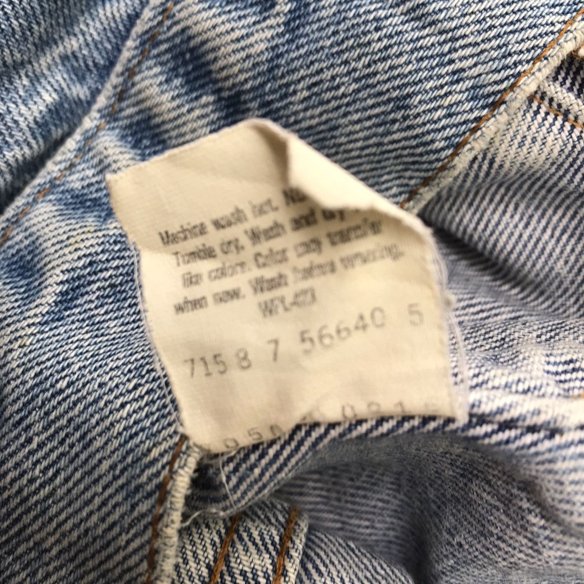 Levi's Vintage Levis Denim Trucker Jacket Aztec Collar Size US M / EU 48-50 / 2 - 15 Thumbnail