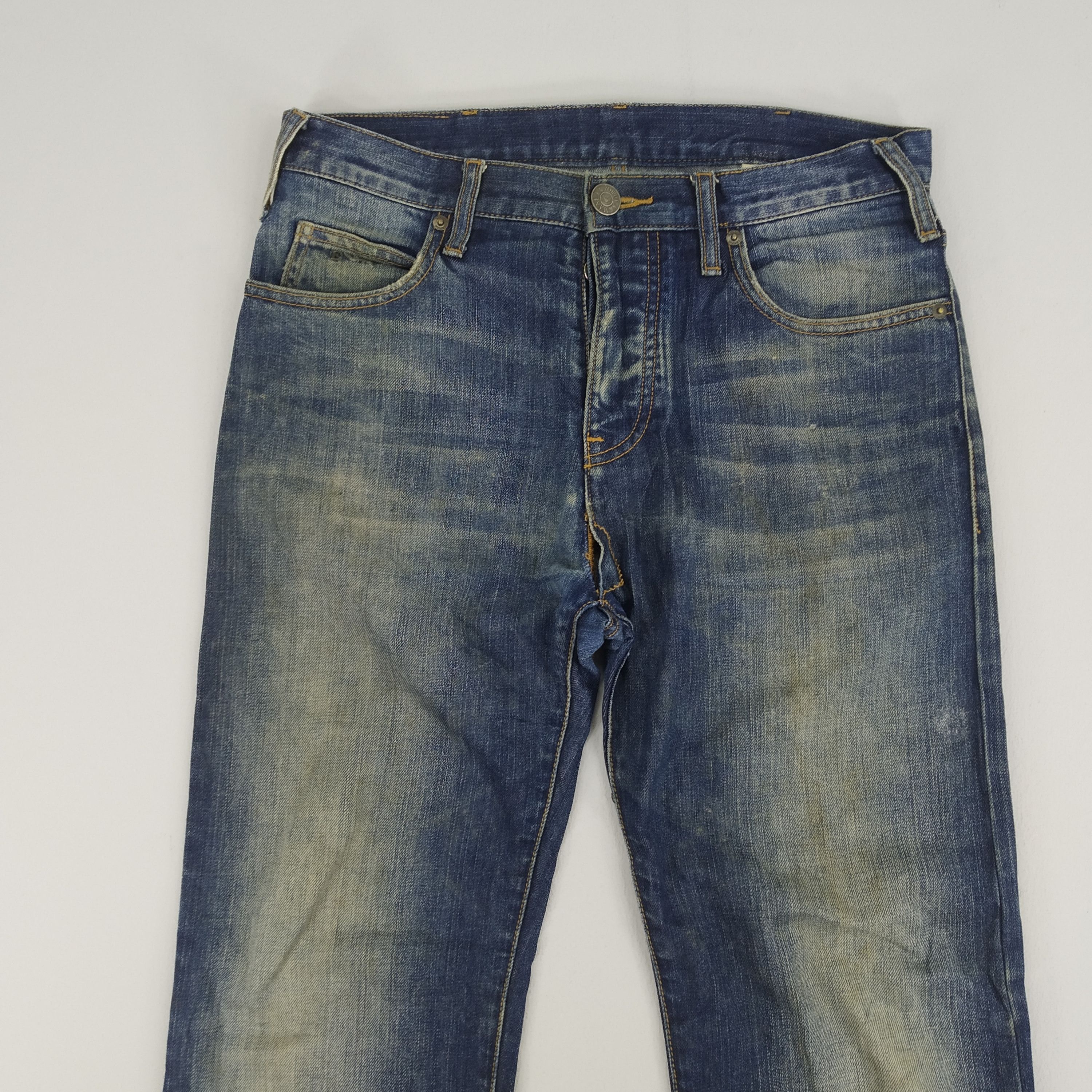 Denime W30 Emporio Armani Denim Jeans Faded Blue Button Jeans Size US 30 / EU 46 - 12 Thumbnail