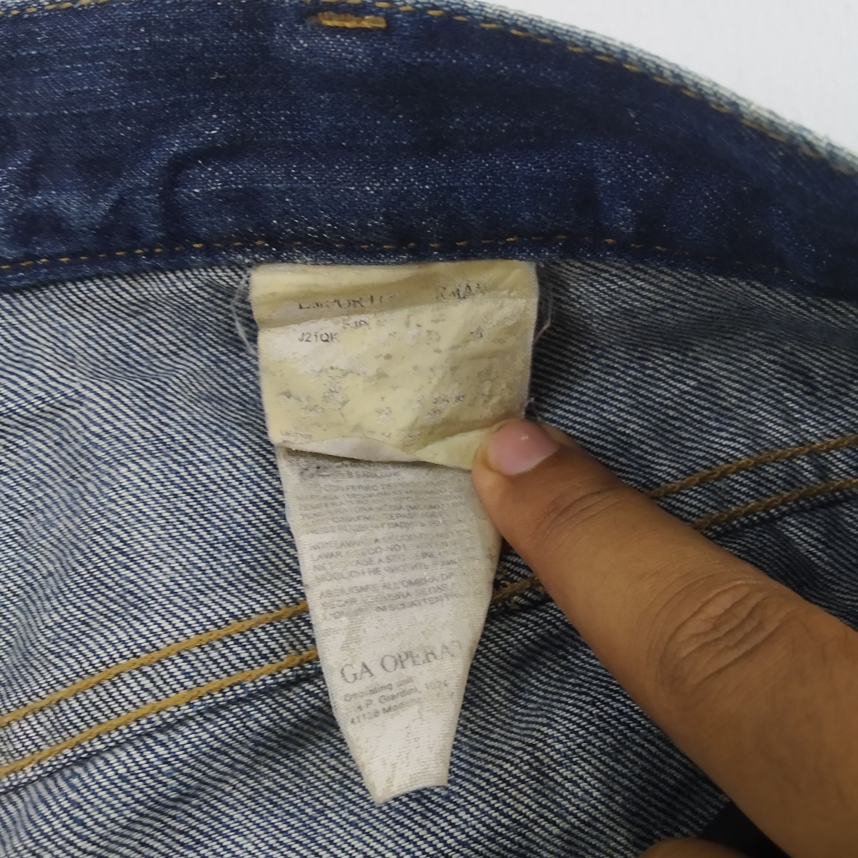 Denime W30 Emporio Armani Denim Jeans Faded Blue Button Jeans Size US 30 / EU 46 - 11 Thumbnail