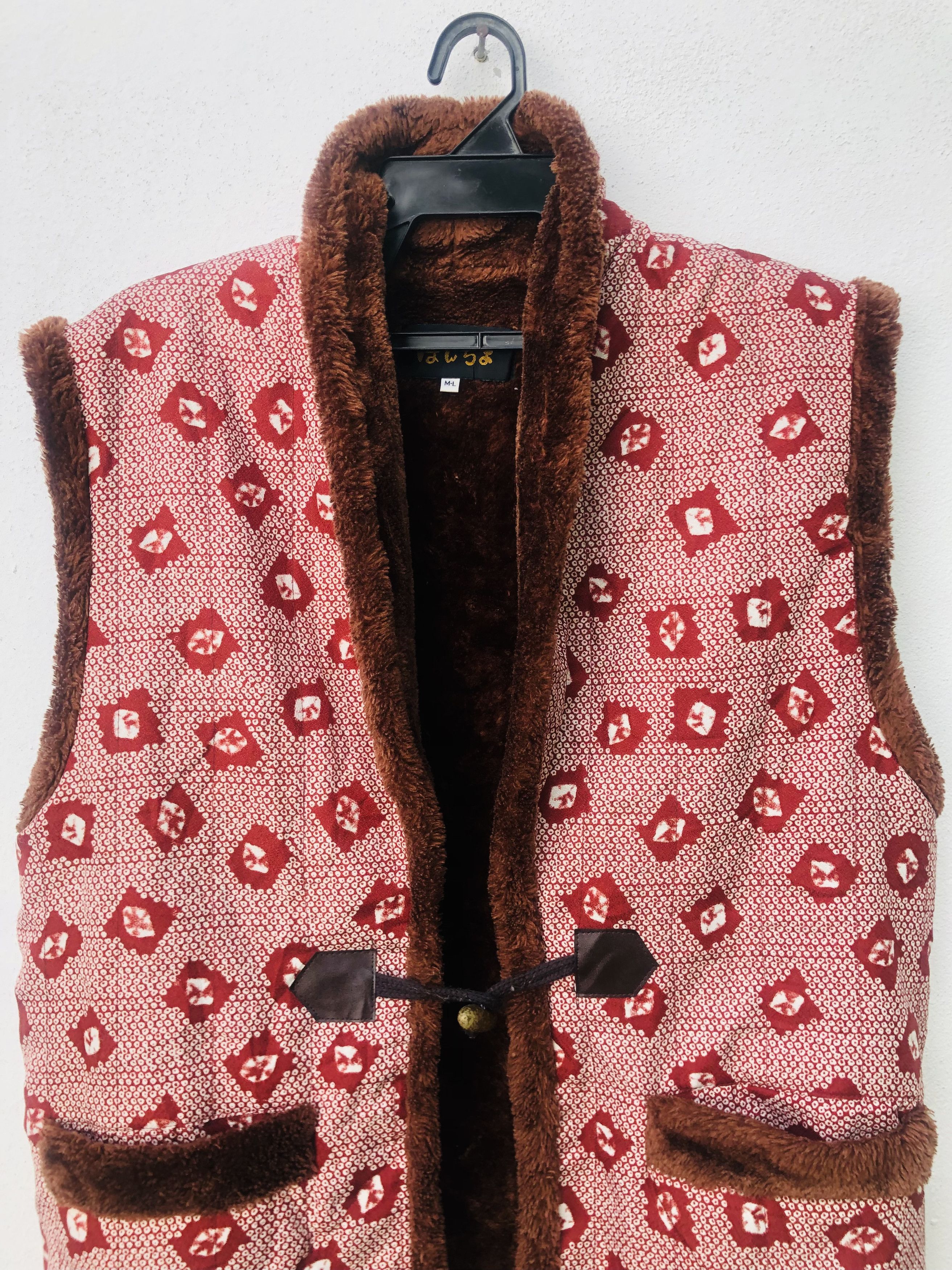 Japanese Brand × Vintage Vintage Kamon Designer Fashion Style Japanese Vest Size US L / EU 52-54 / 3 - 3 Thumbnail