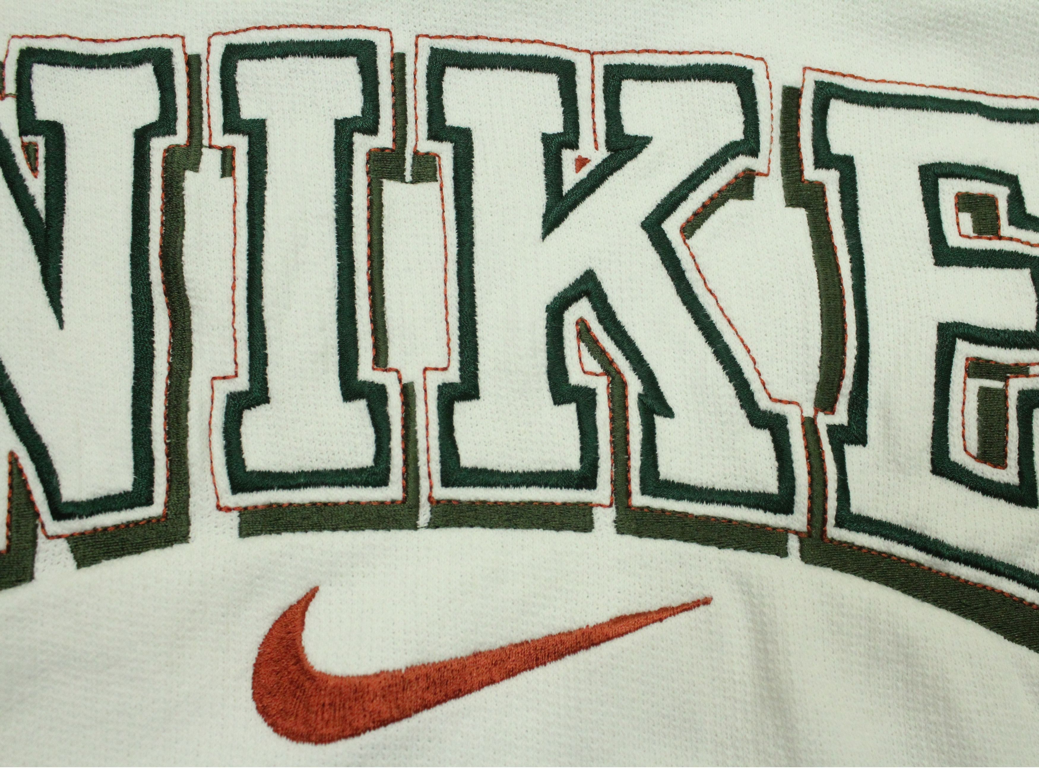 Nike × Vintage Vitage 90s NIKE Sweatshirt Embroidered Logo Spell Out Size US S / EU 44-46 / 1 - 8 Thumbnail