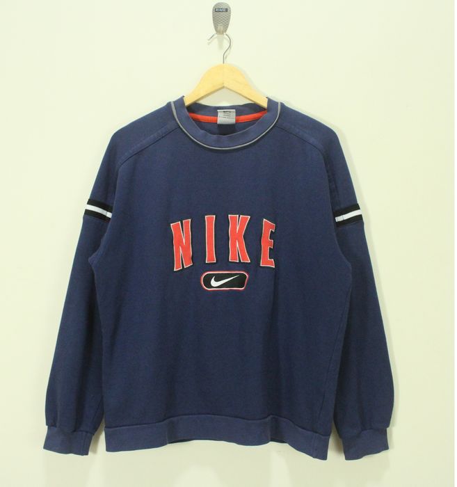 Nike Vintage NIKE Sweatshirt Embroidered Logo Size US S / EU 44-46 / 1 - 1 Preview