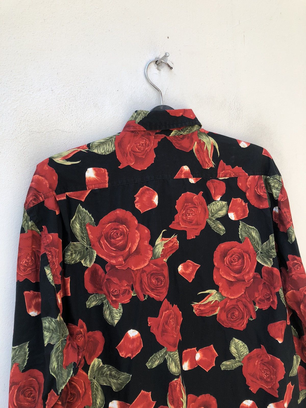 Karl Helmut Vintage Karl Helmut Japan Psychedelic Roses Button Shirt Size US M / EU 48-50 / 2 - 15 Thumbnail