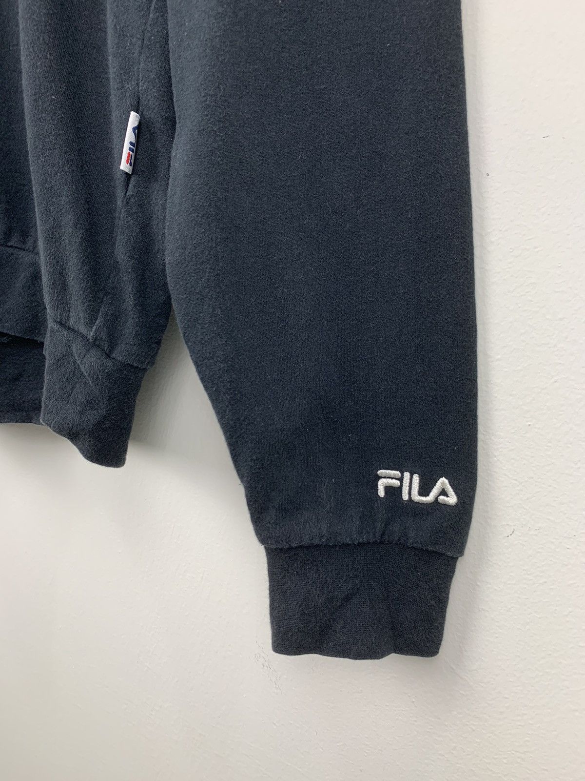 Fila FILA Box Logo Vntge Fade Centre Fashion Hype Hoodie Sweater Size US L / EU 52-54 / 3 - 9 Thumbnail