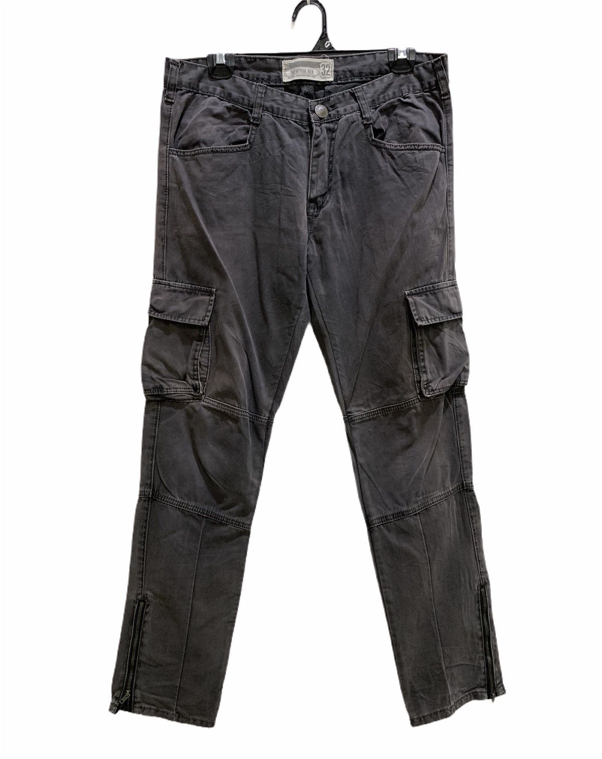 21 Men × Forever 21 × Seditionaries FOREVER 21 Slimfit Multipocket Tactical Utility Cargo Pant Size US 32 / EU 48 - 1 Thumbnail